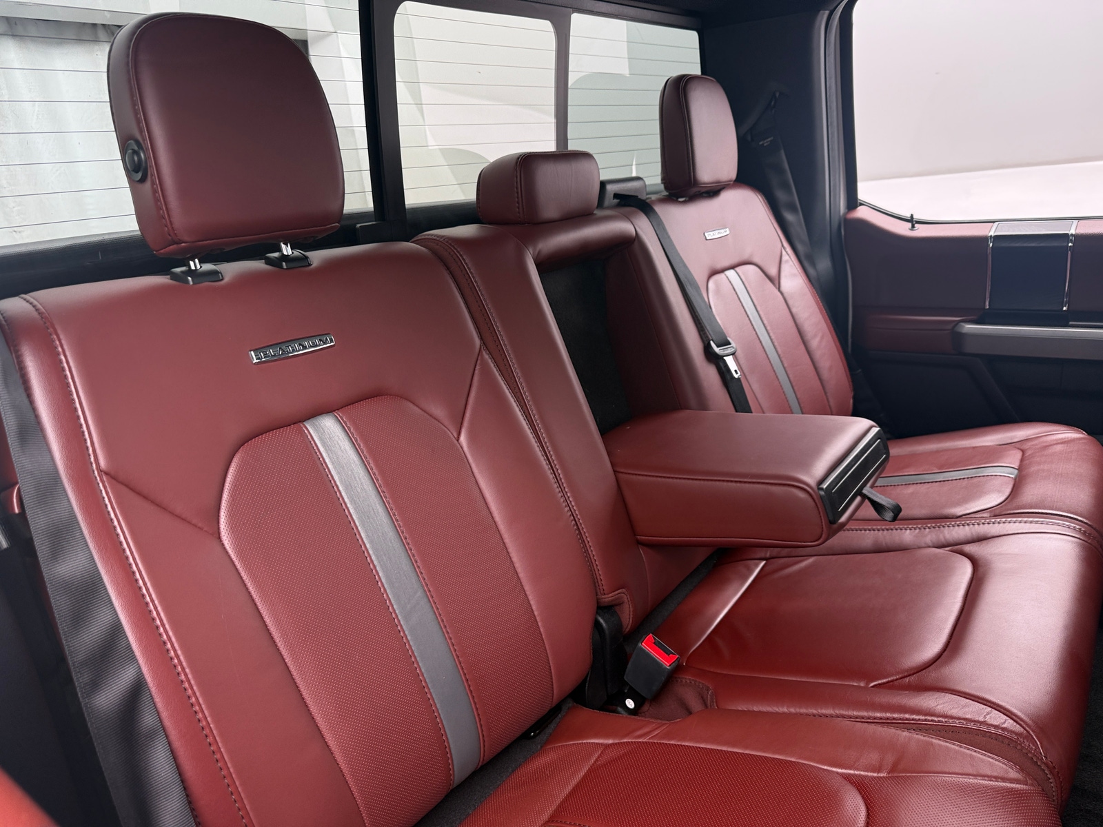 Thumbnail: 2018 Ford Econoline - 5