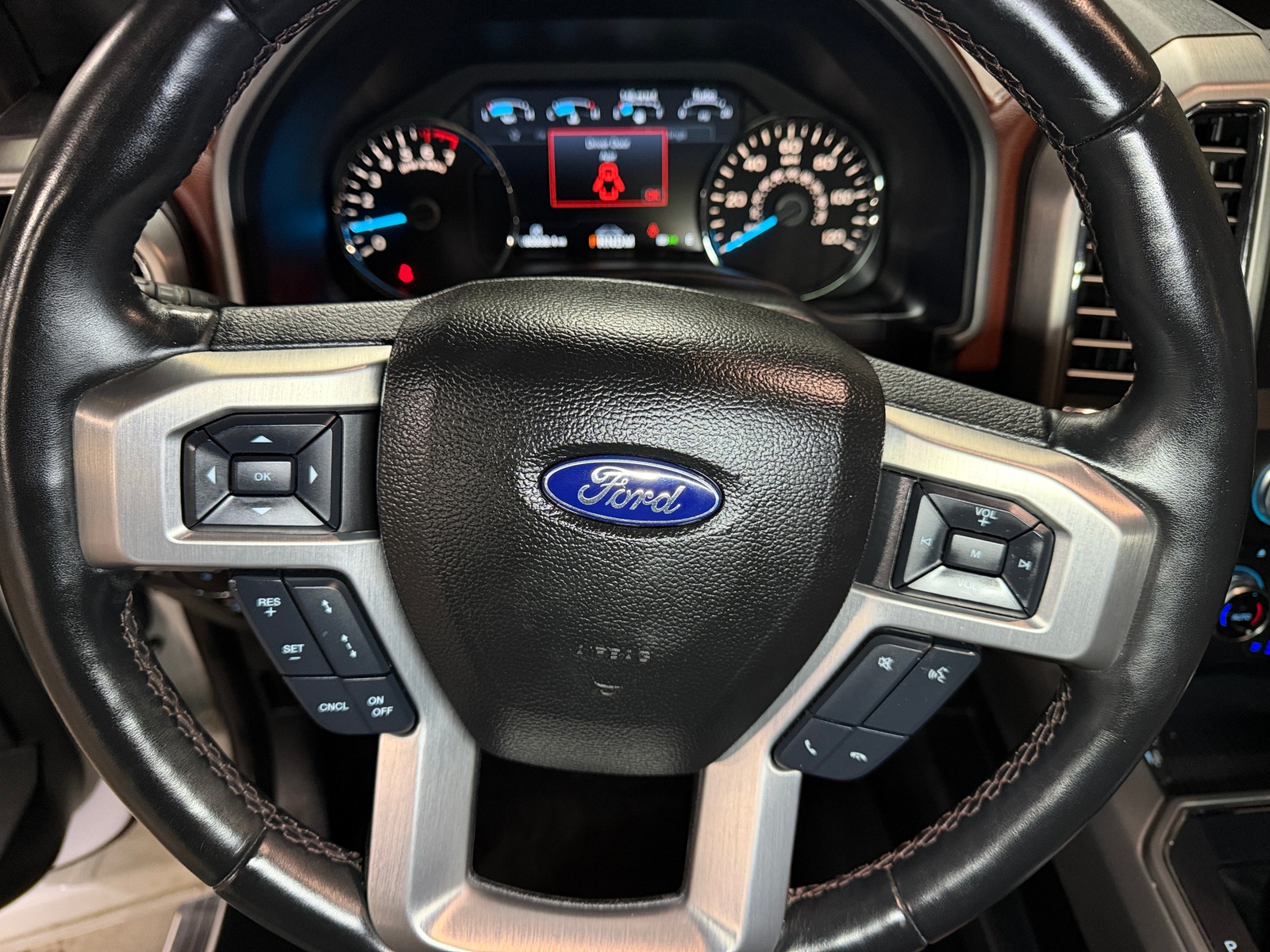 Thumbnail: 2018 Ford Econoline - 4