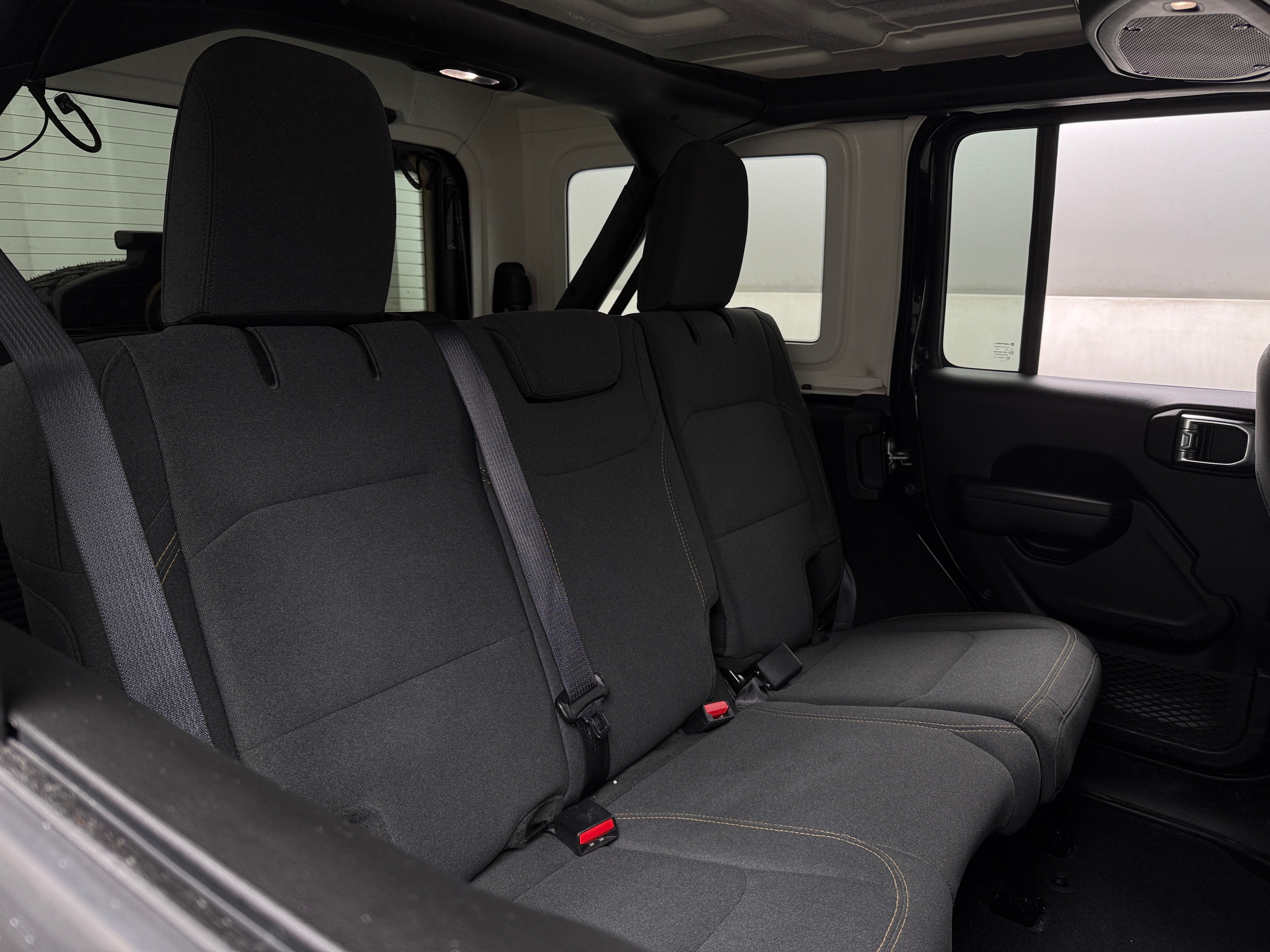 2025 Jeep Wrangler 4-Door Willys - Photo 3