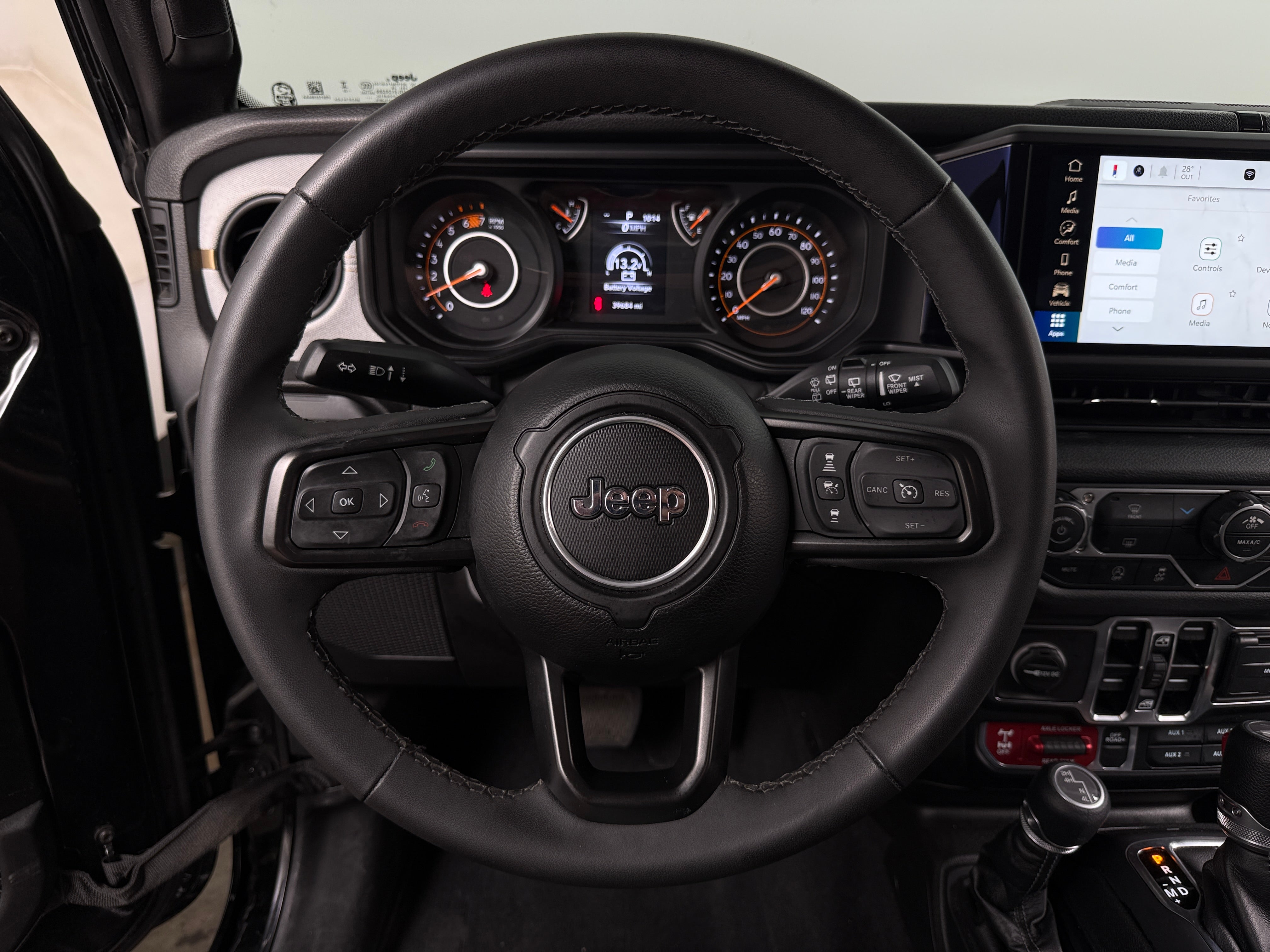 2025 Jeep Wrangler 4-Door Willys - Photo 8