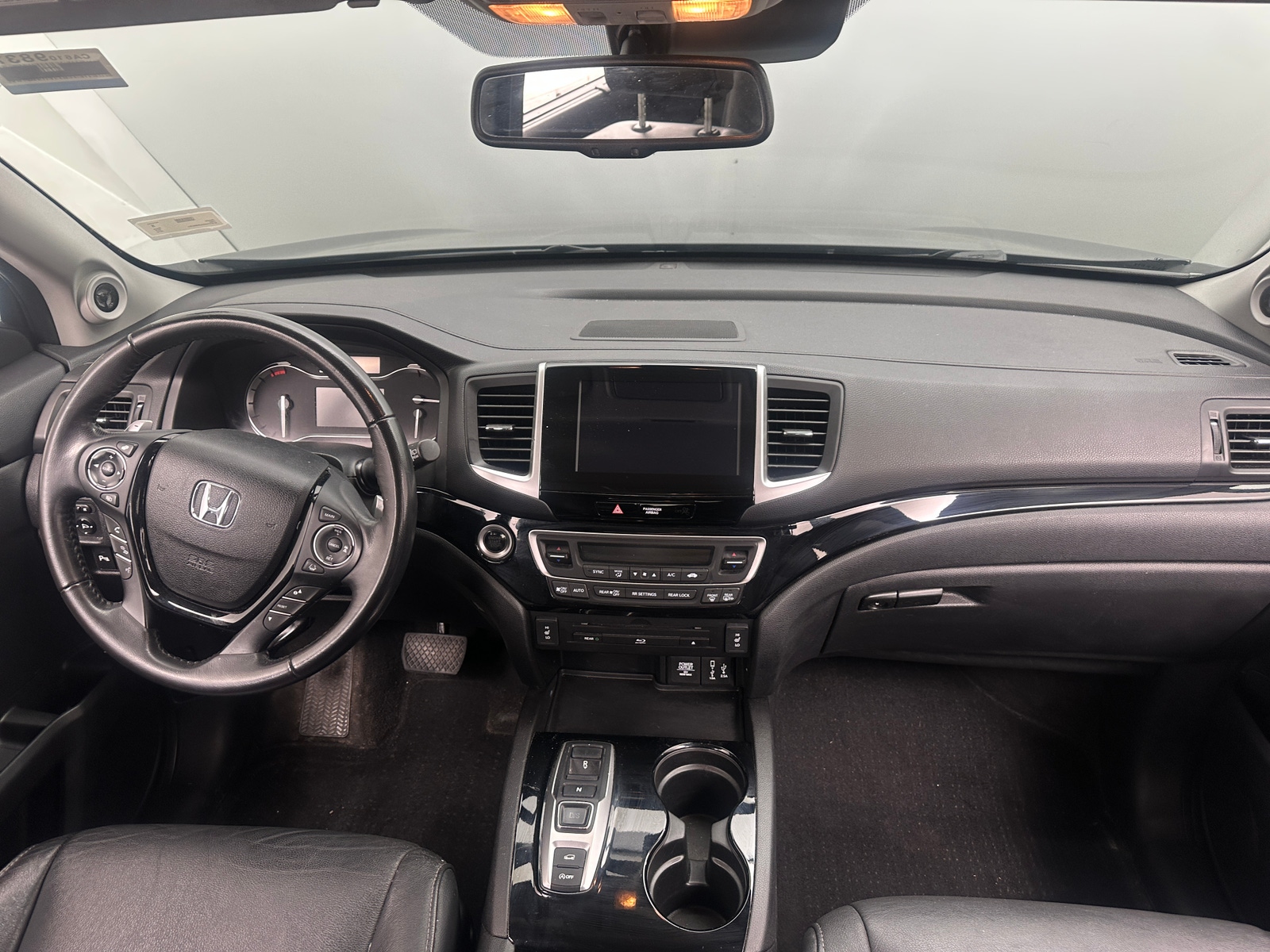 Thumbnail: 2018 Honda Pilot - 2