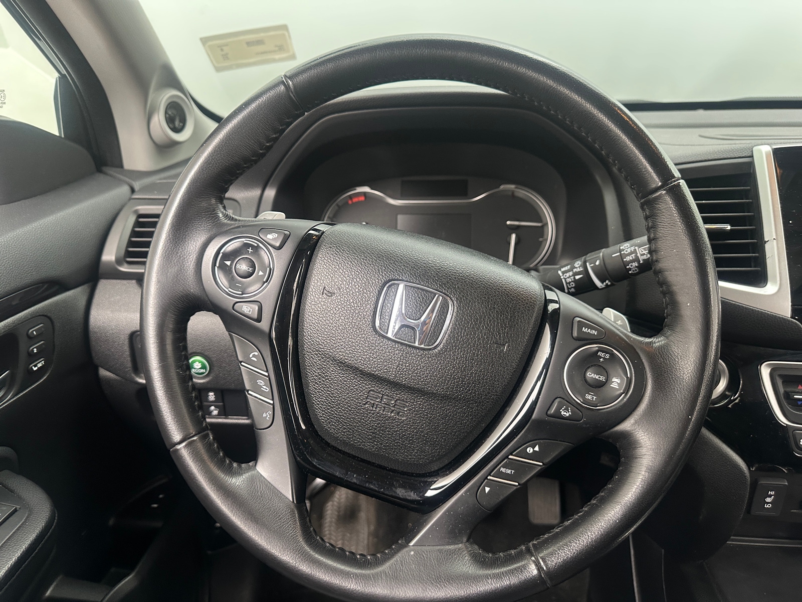 Thumbnail: 2018 Honda Pilot - 4