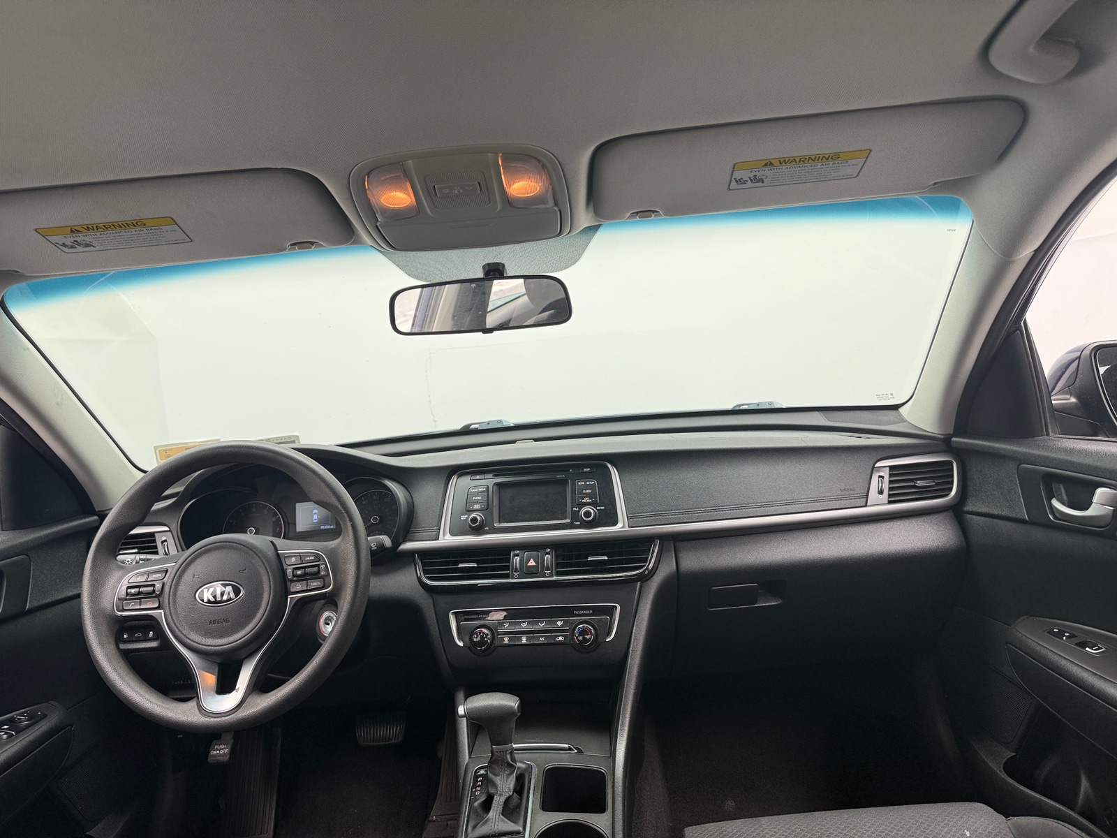 Thumbnail: 2017 Kia Optima - 3