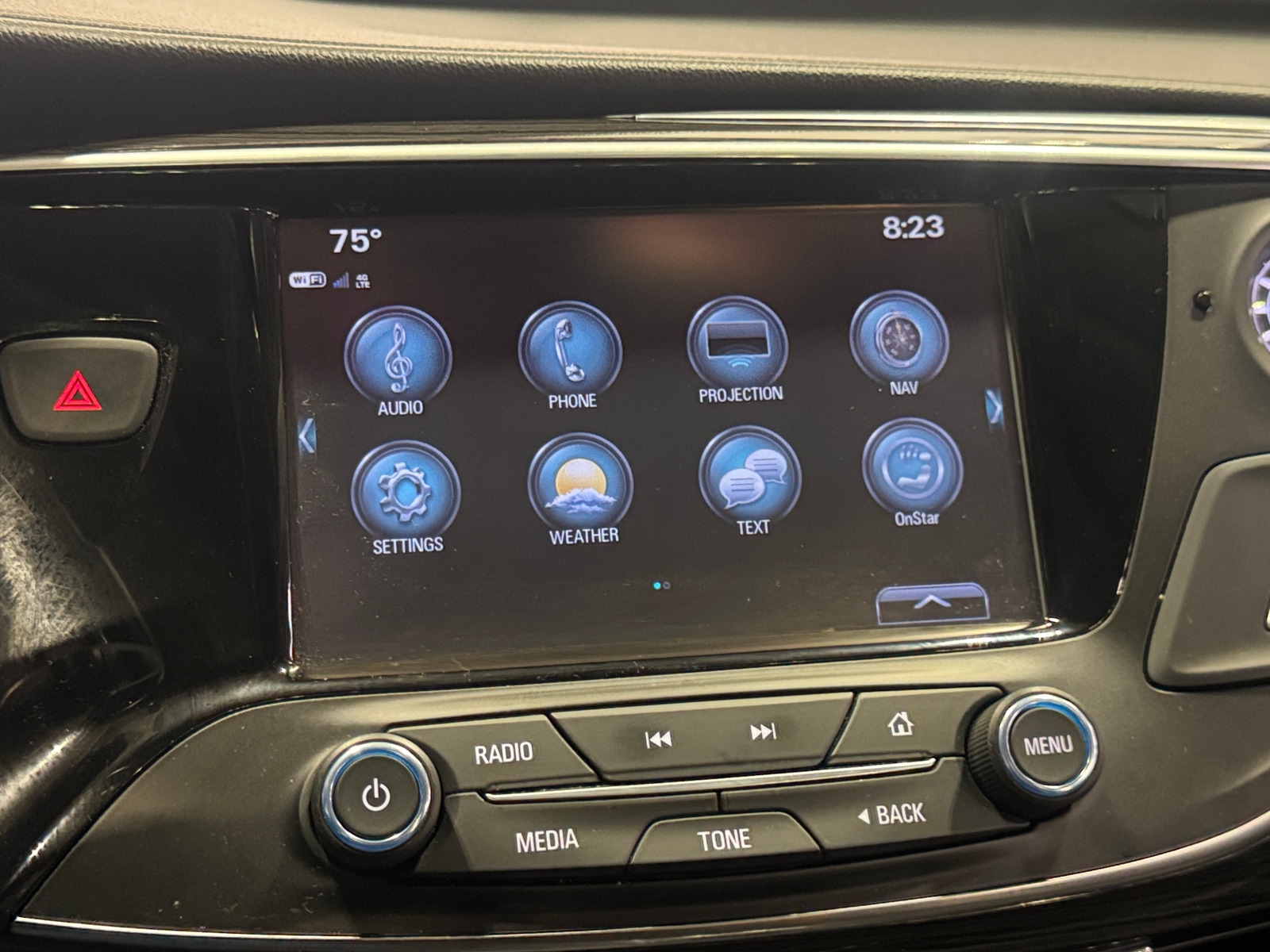 Thumbnail: 2017 Buick Envision - 3
