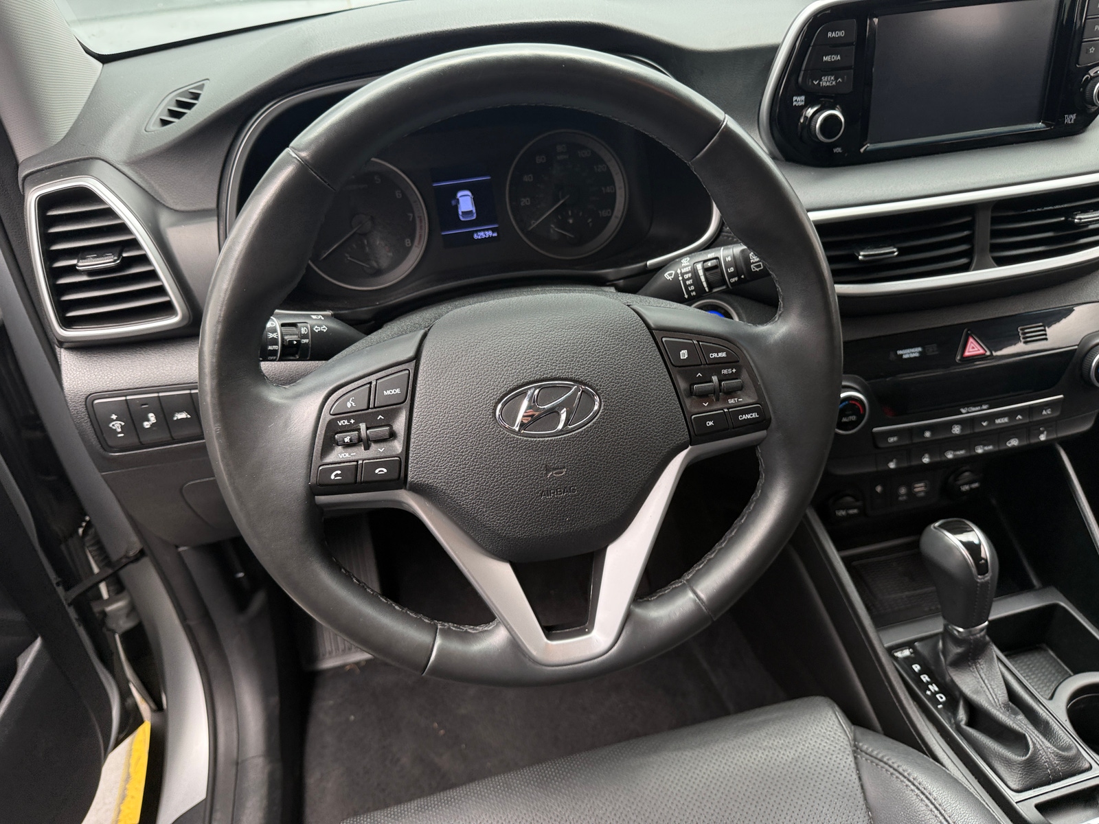 Thumbnail: 2019 Hyundai Tucson - 4