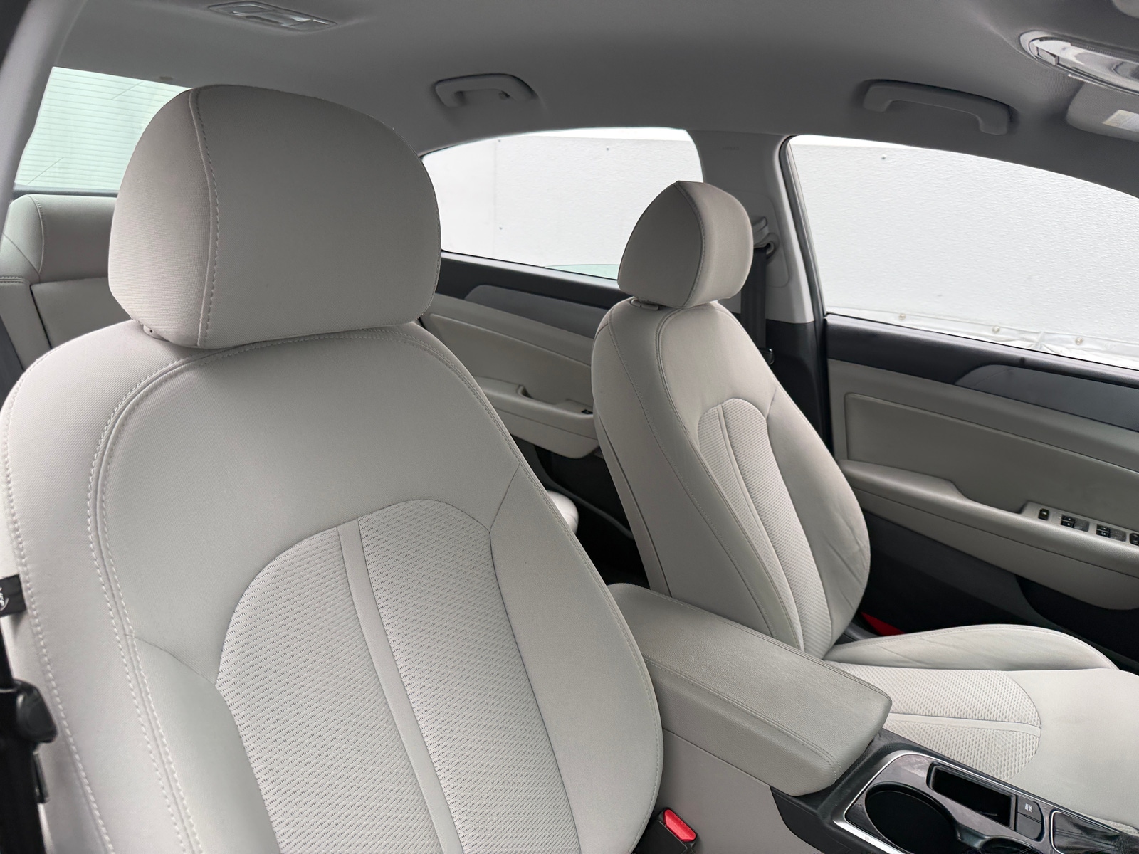 Thumbnail: 2019 Hyundai Sonata - 2