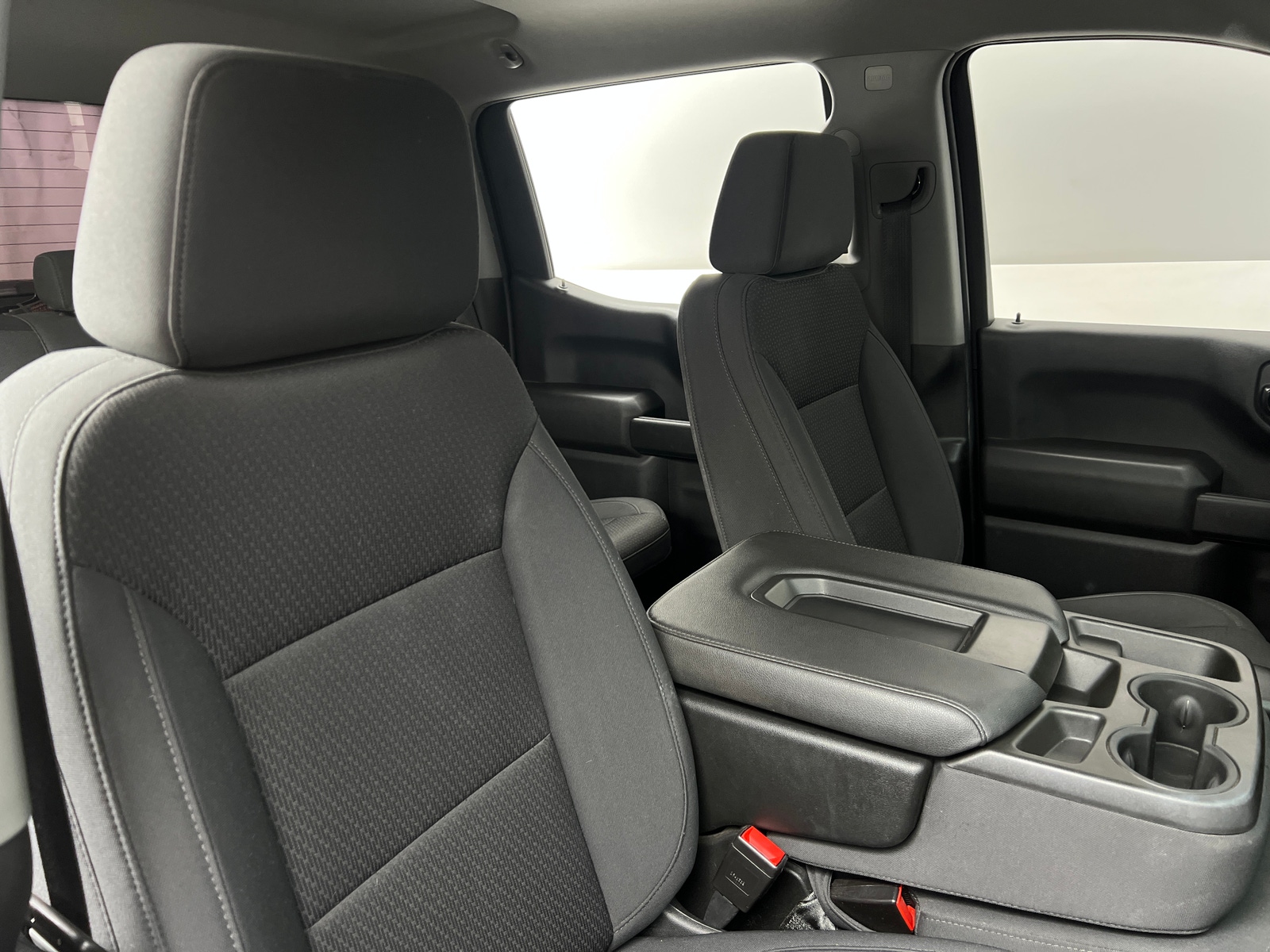 Thumbnail: 2021 Chevrolet Silverado 1500 - 2
