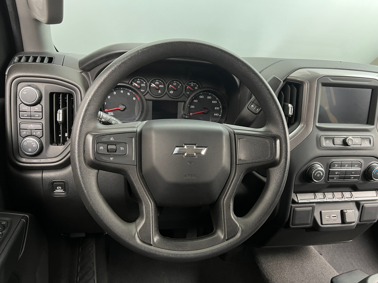 Thumbnail: 2021 Chevrolet Silverado 1500 - 5