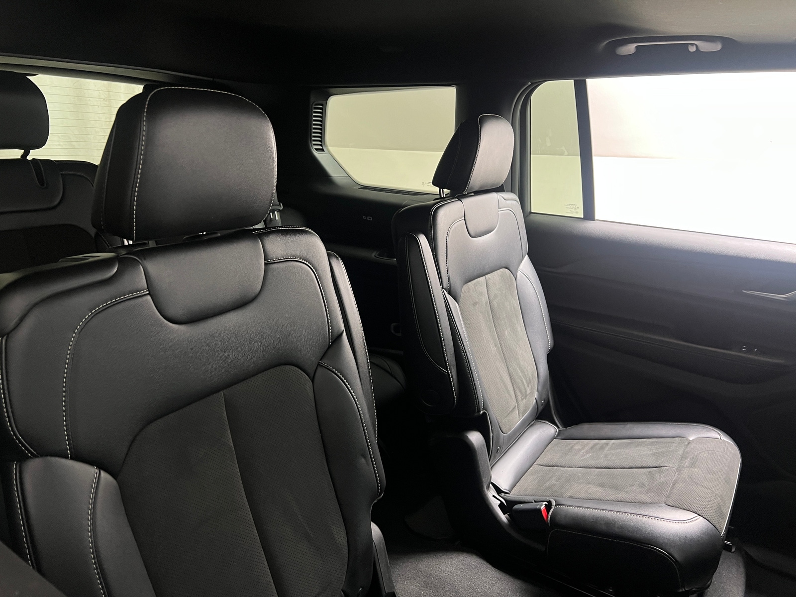 Thumbnail: 2025 Jeep Grand Cherokee L - 5