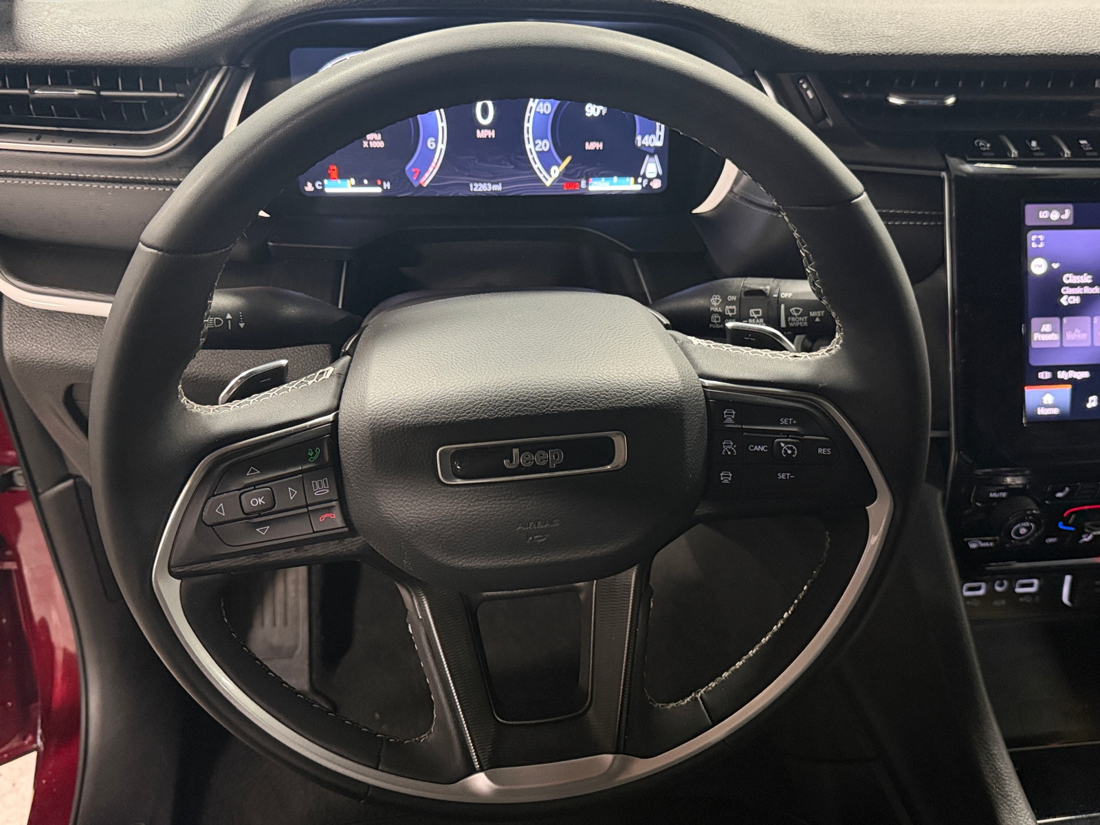 Thumbnail: 2025 Jeep Grand Cherokee L - 4