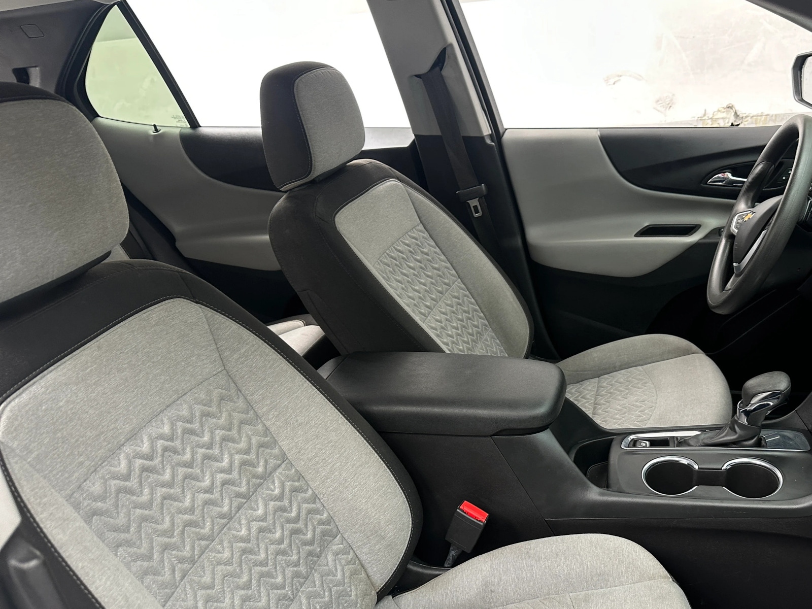 Thumbnail: 2023 Chevrolet Equinox - 2