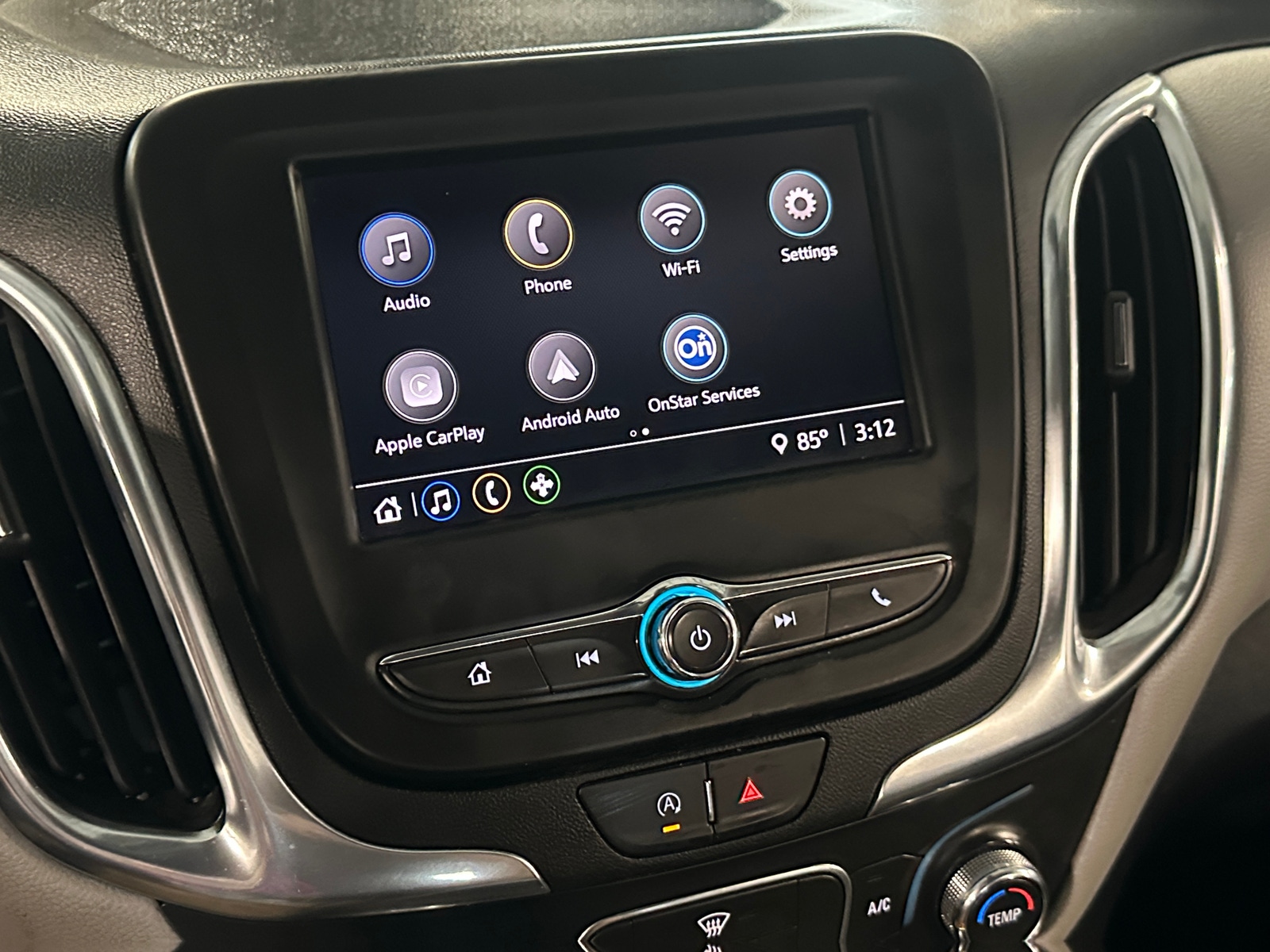 Thumbnail: 2023 Chevrolet Equinox - 4
