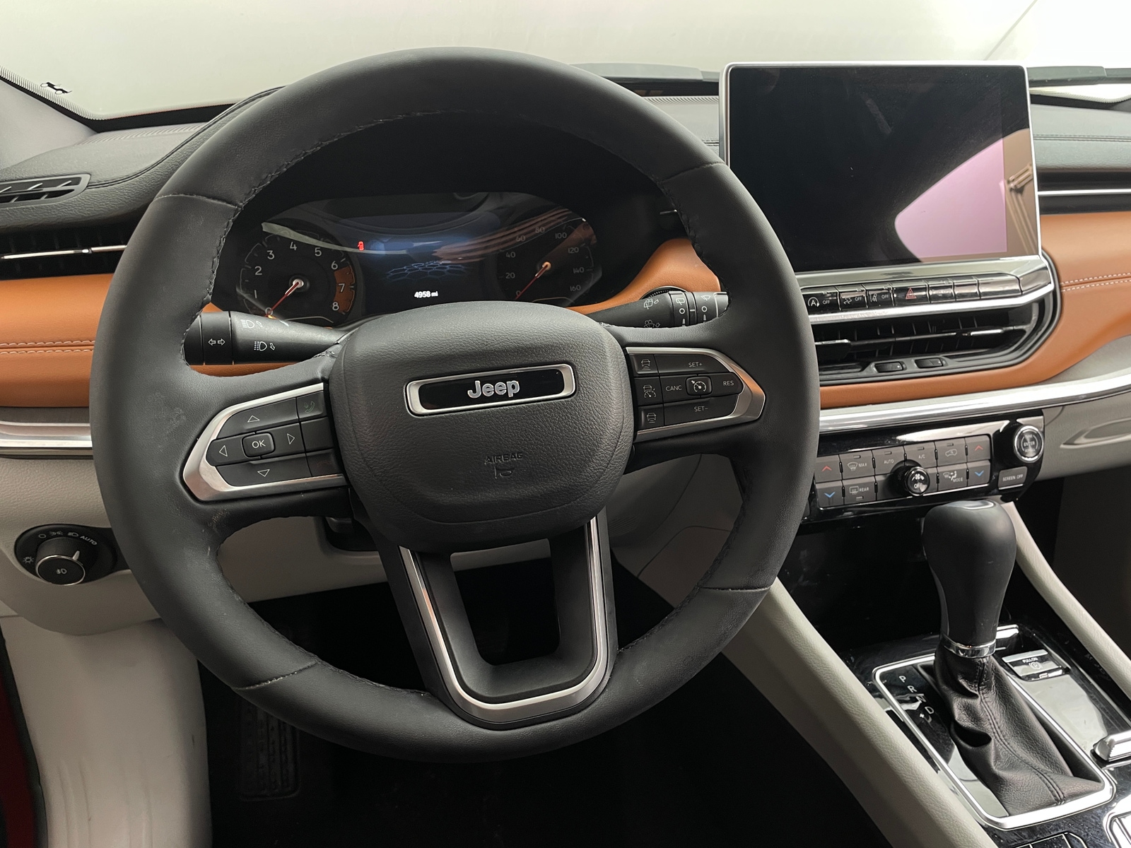 Thumbnail: 2023 Jeep Compass - 4