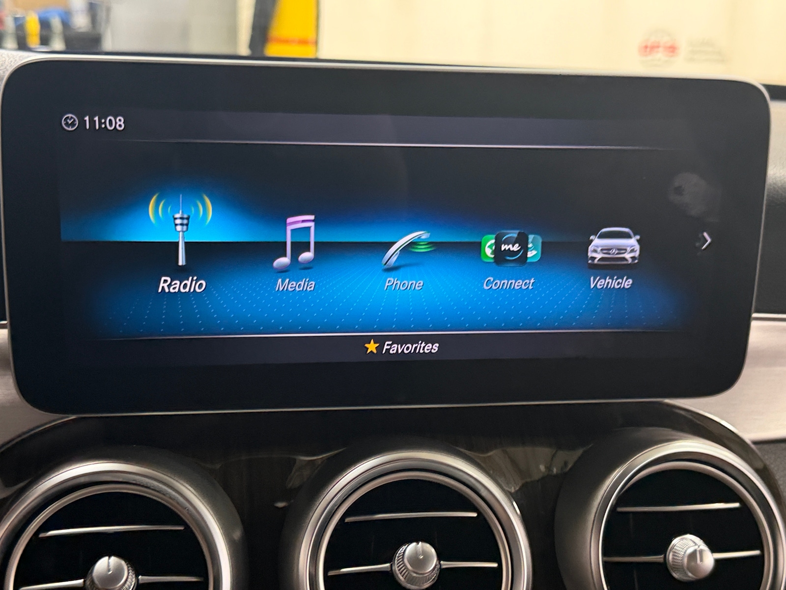 Thumbnail: 2020 Mercedes-Benz C-Class - 2