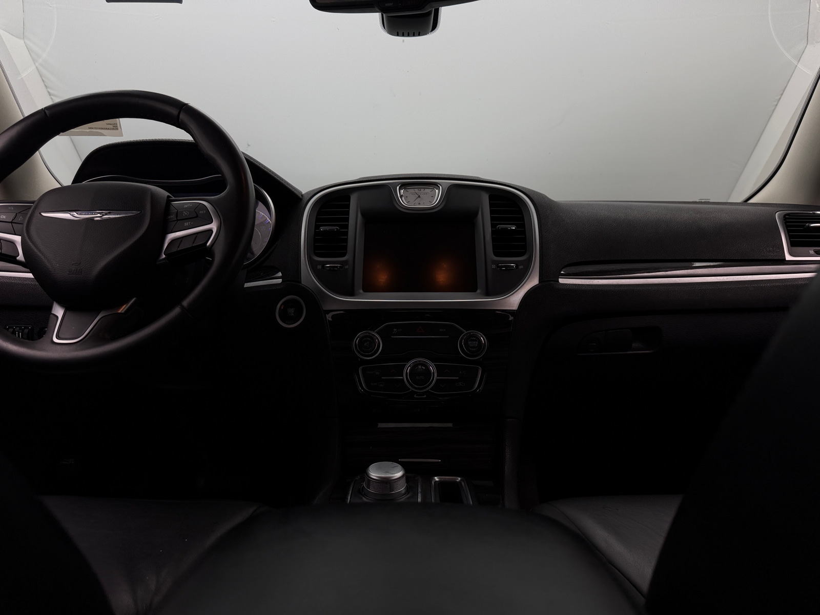 Thumbnail: 2016 Chrysler 300 - 2