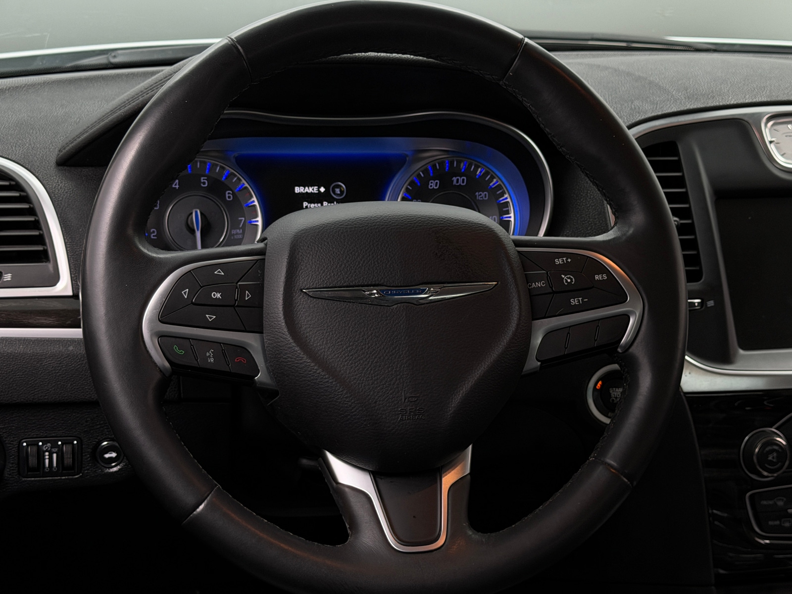 Thumbnail: 2016 Chrysler 300 - 4