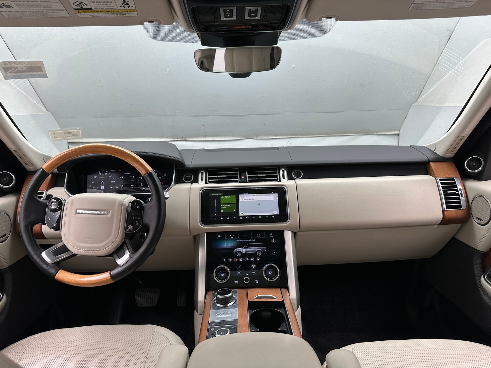 Thumbnail: 2019 Land Rover Range Rover - 2