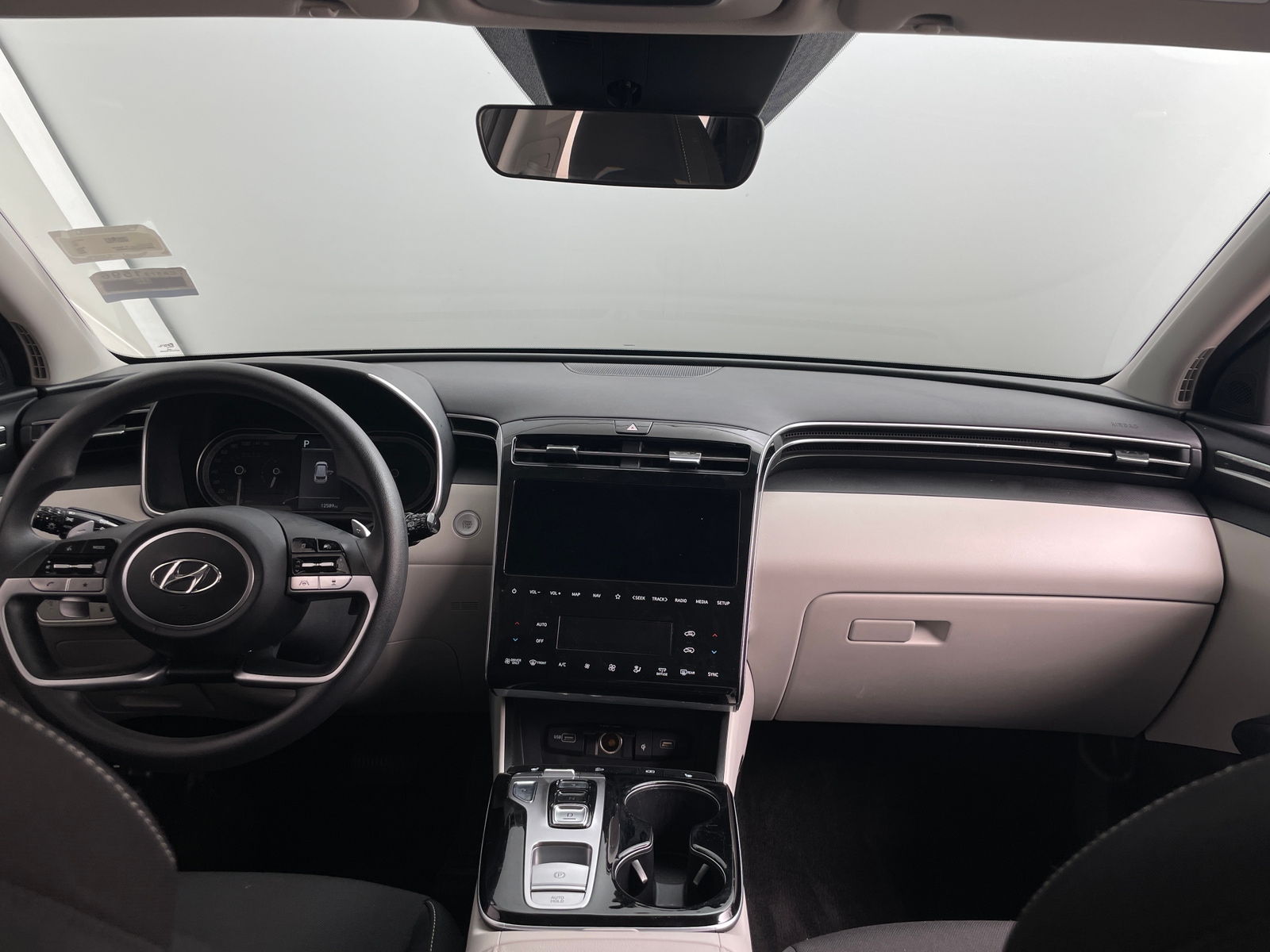Thumbnail: 2024 Hyundai Tucson - 3