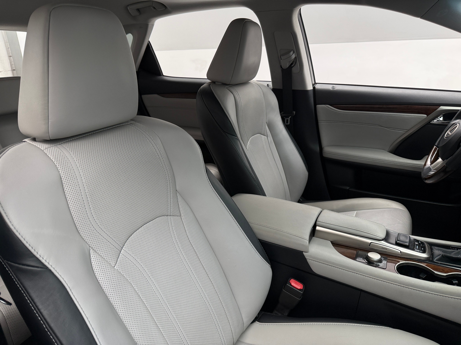 Thumbnail: 2017 Lexus RX - 2