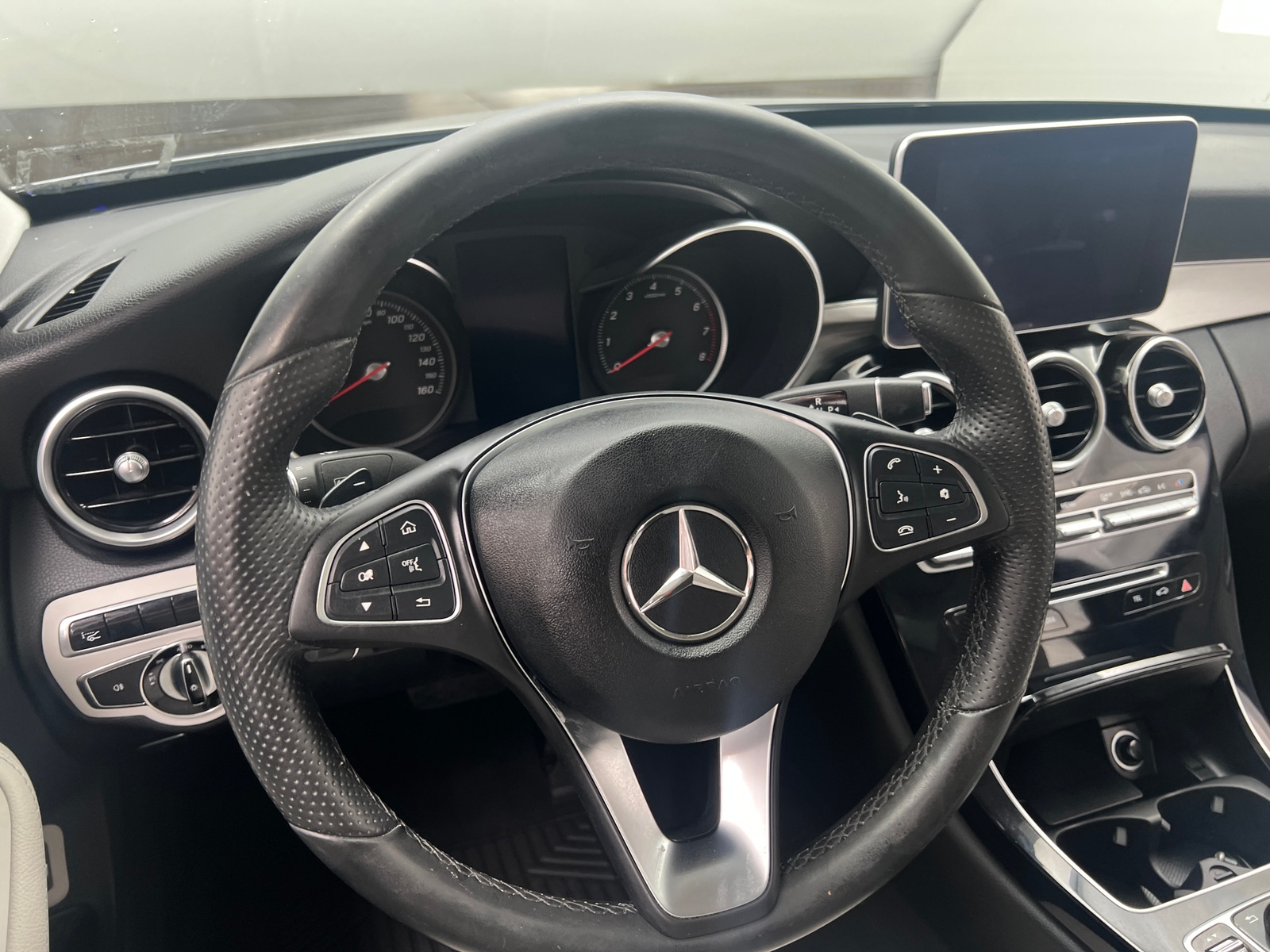Thumbnail: 2015 Mercedes-Benz C-Class - 5