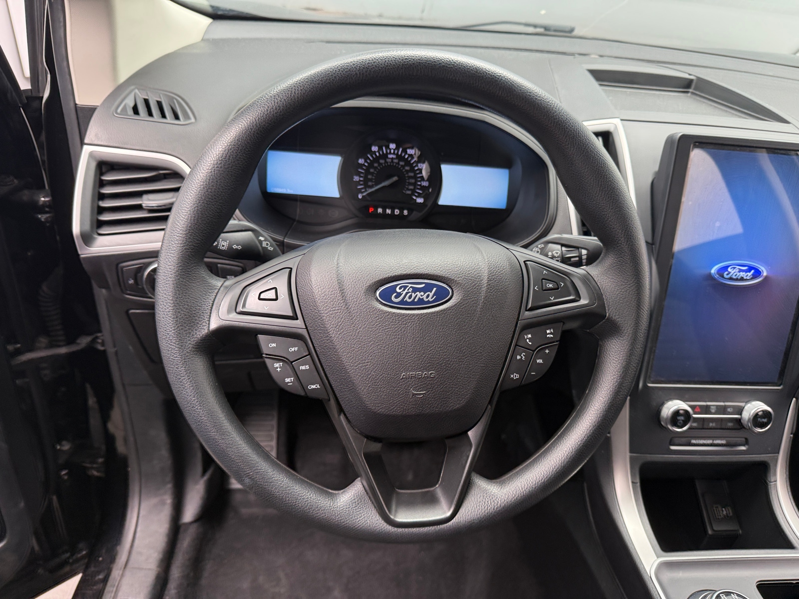 Thumbnail: 2023 Ford Edge - 5