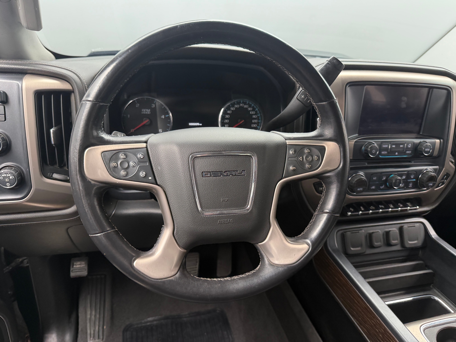 Thumbnail: 2019 GMC Sierra 2500 - 4