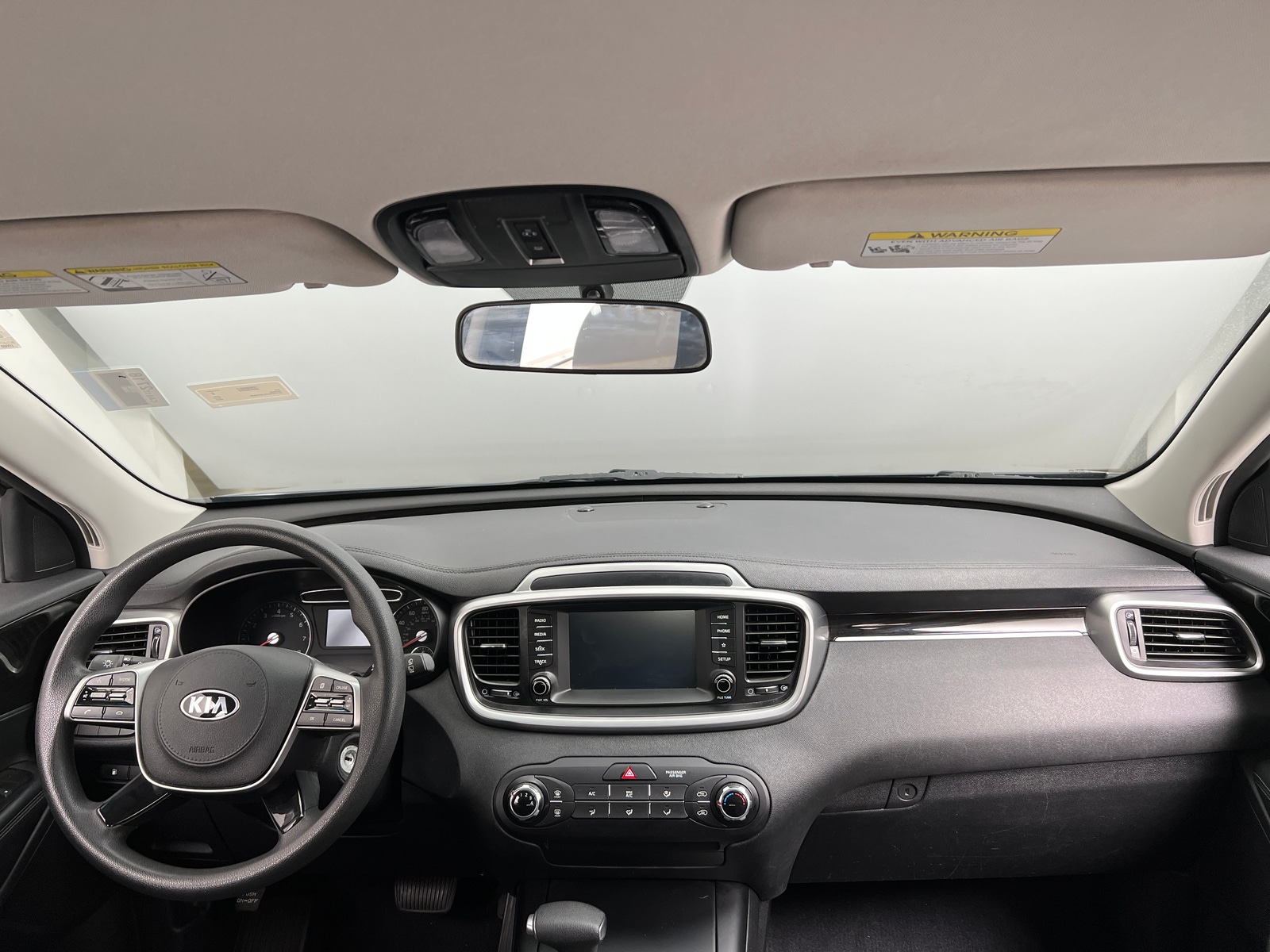 Thumbnail: 2020 Kia Sorento - 3