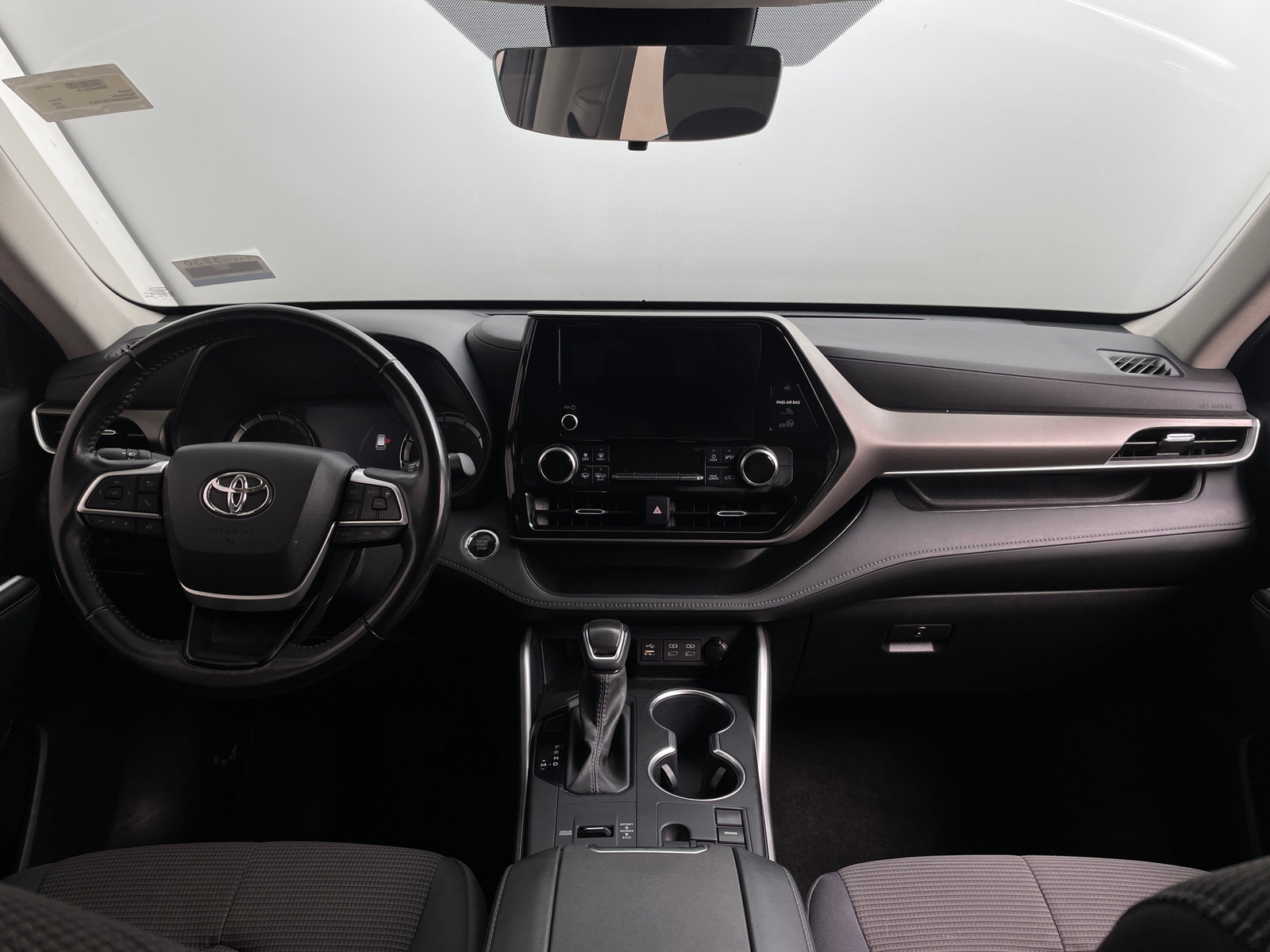 Thumbnail: 2023 Toyota Highlander - 3