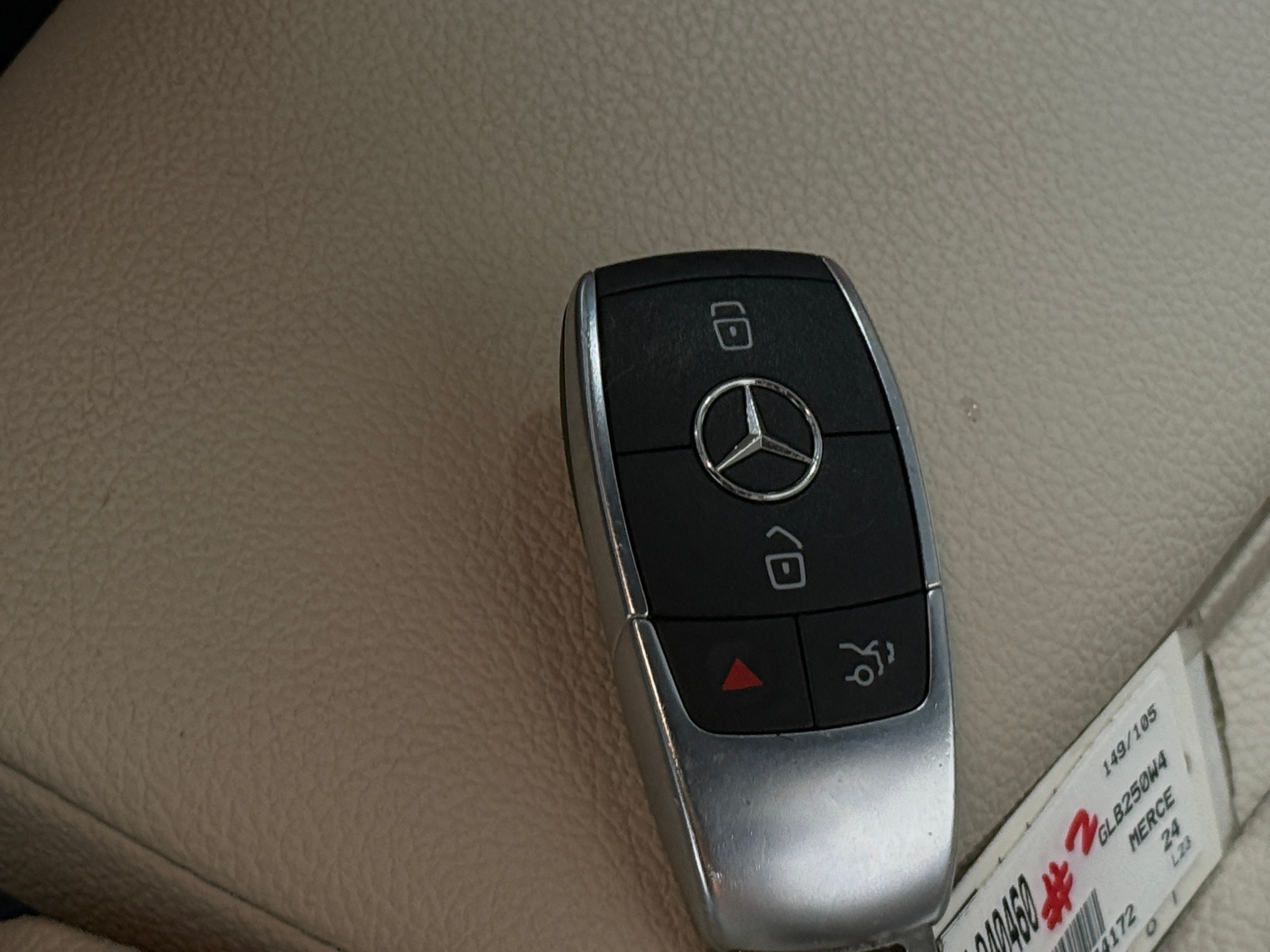 2024 Mercedes-Benz GLB Base - Photo 11