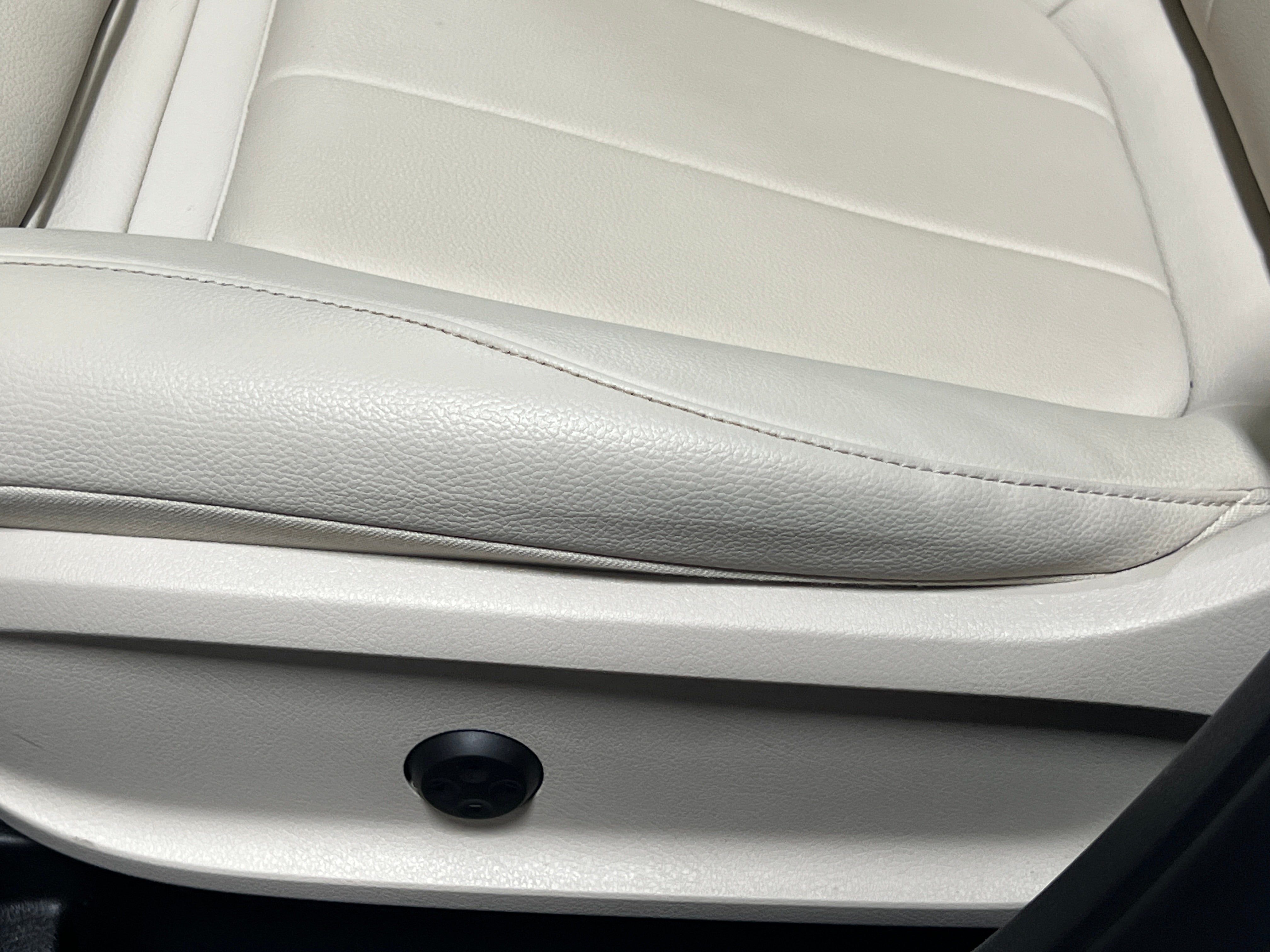 2024 Mercedes-Benz GLB Base - Photo 22