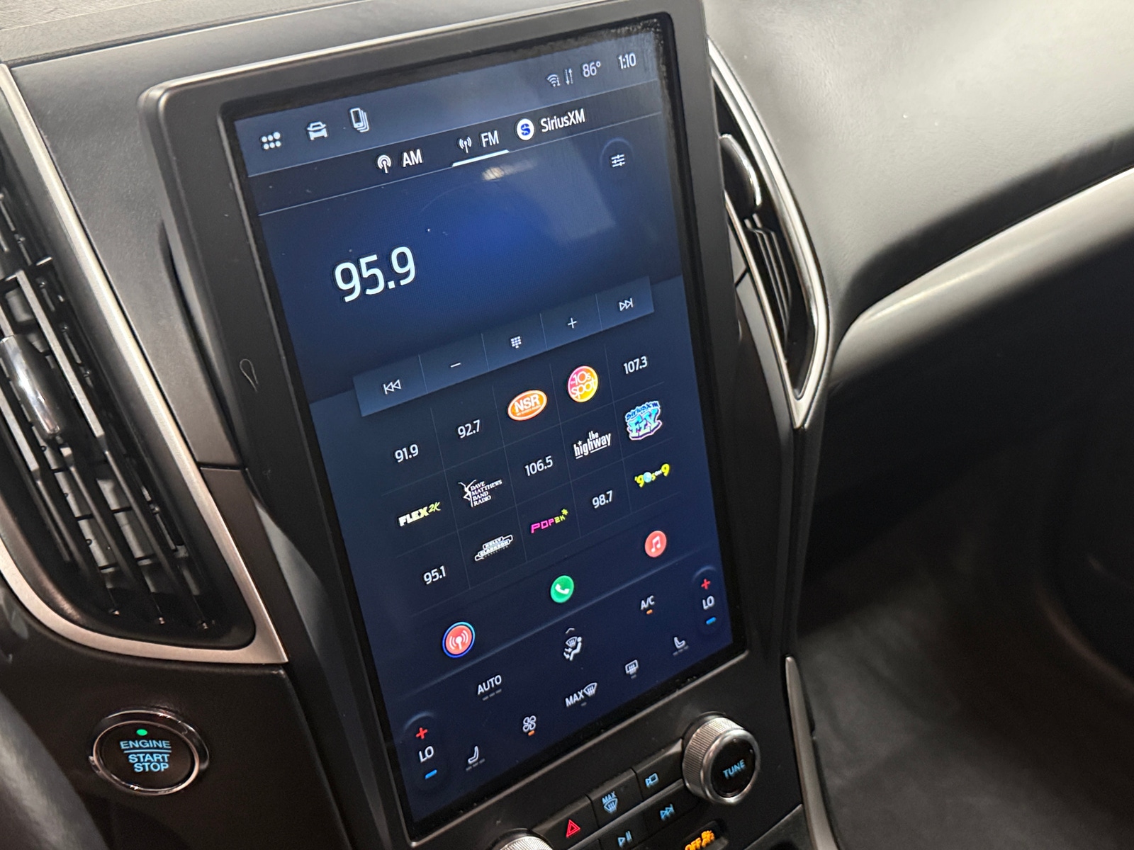 Thumbnail: 2024 Ford Edge - 3