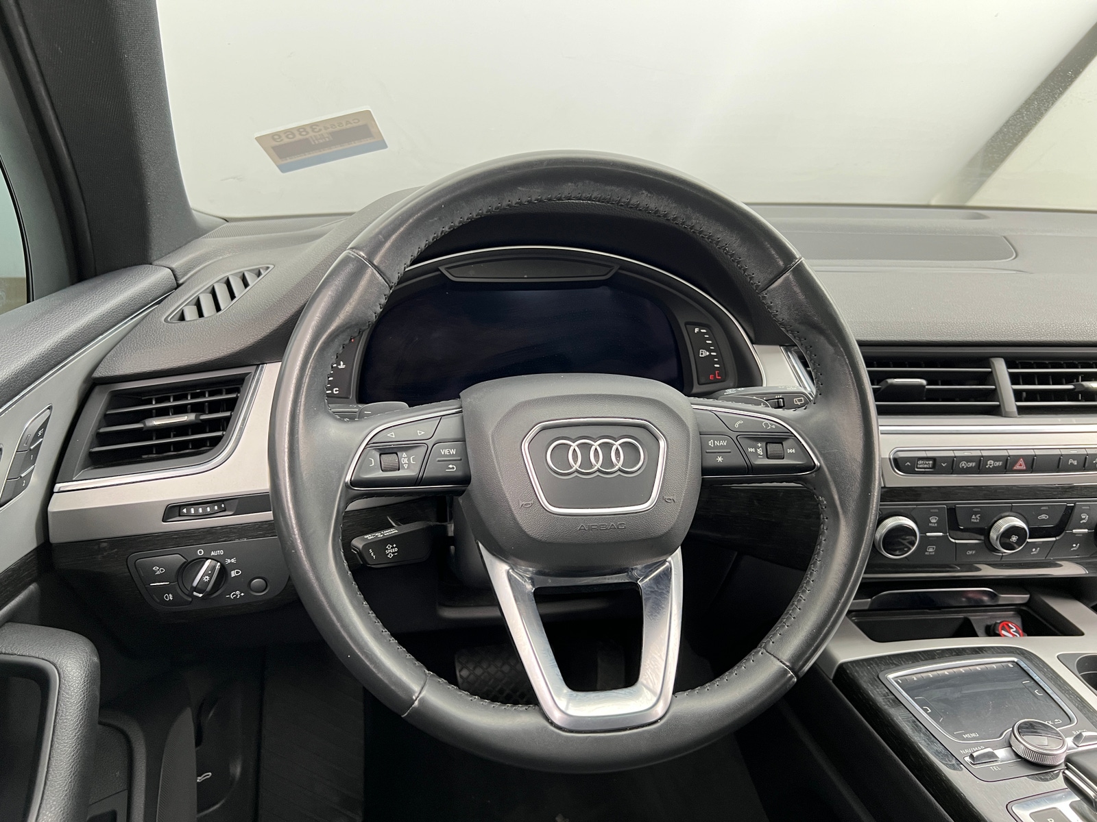 Thumbnail: 2019 Audi Q7 - 4