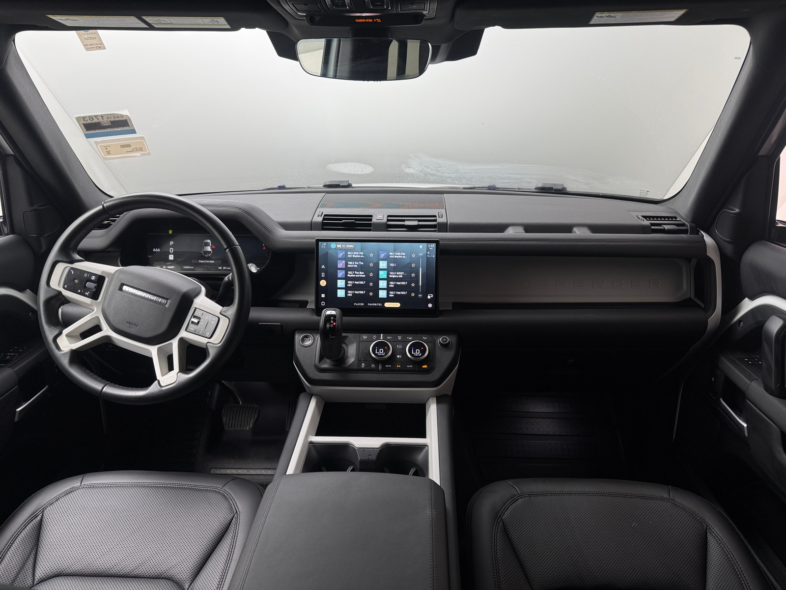 Thumbnail: 2025 Land Rover Defender - 3