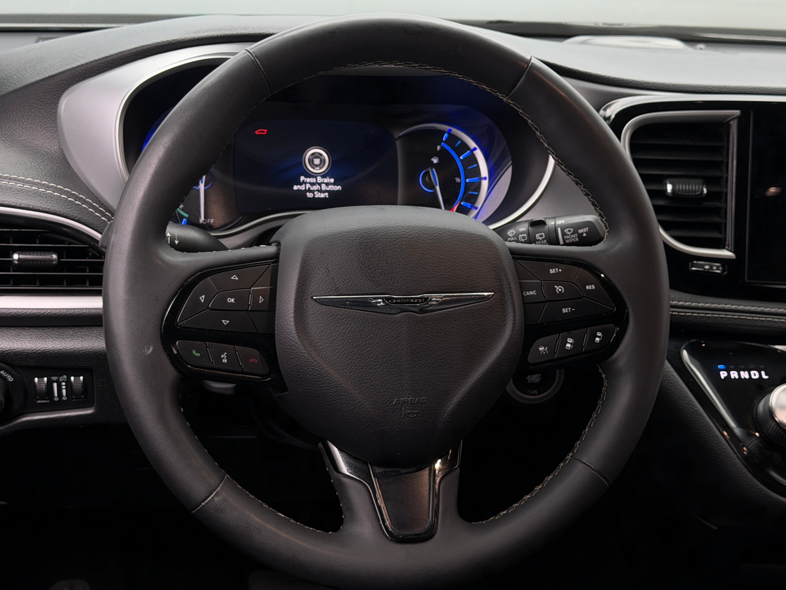 Thumbnail: 2024 Chrysler Pacifica - 4