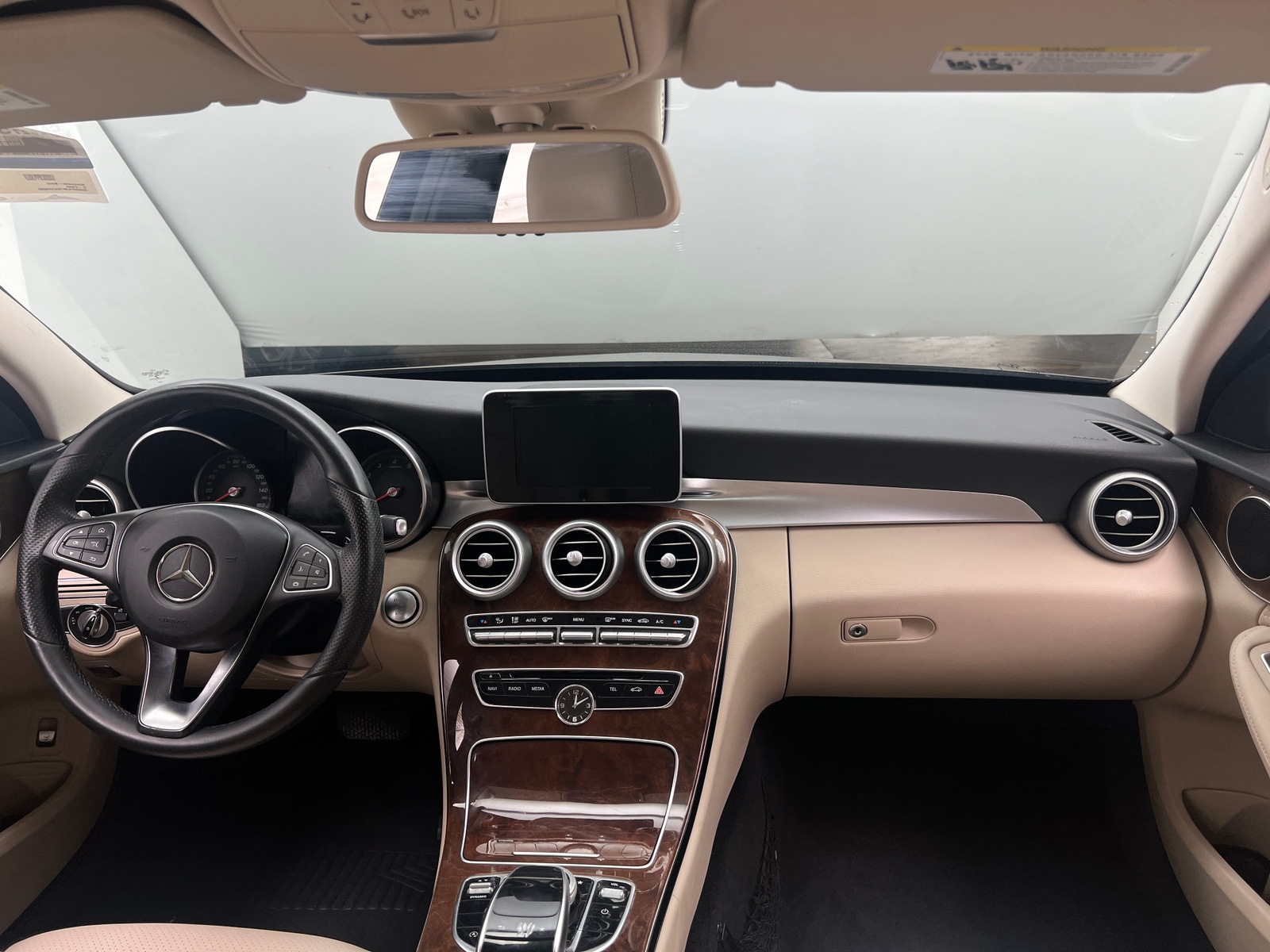 Thumbnail: 2016 Mercedes-Benz C-Class - 3