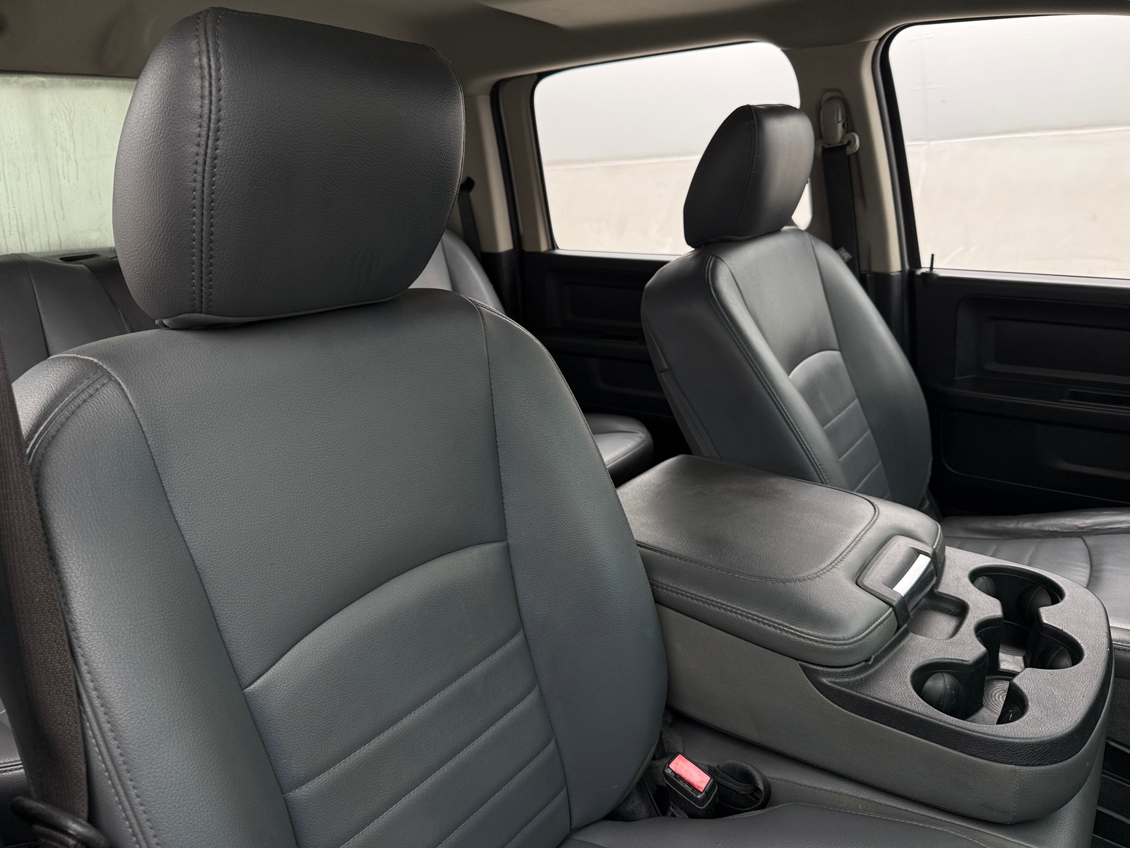 Thumbnail: 2019 RAM 1500 Classic - 2
