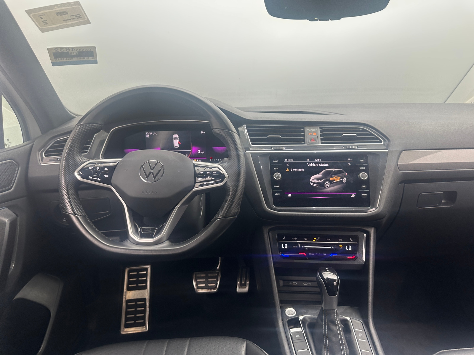 Thumbnail: 2023 Volkswagen Tiguan - 4