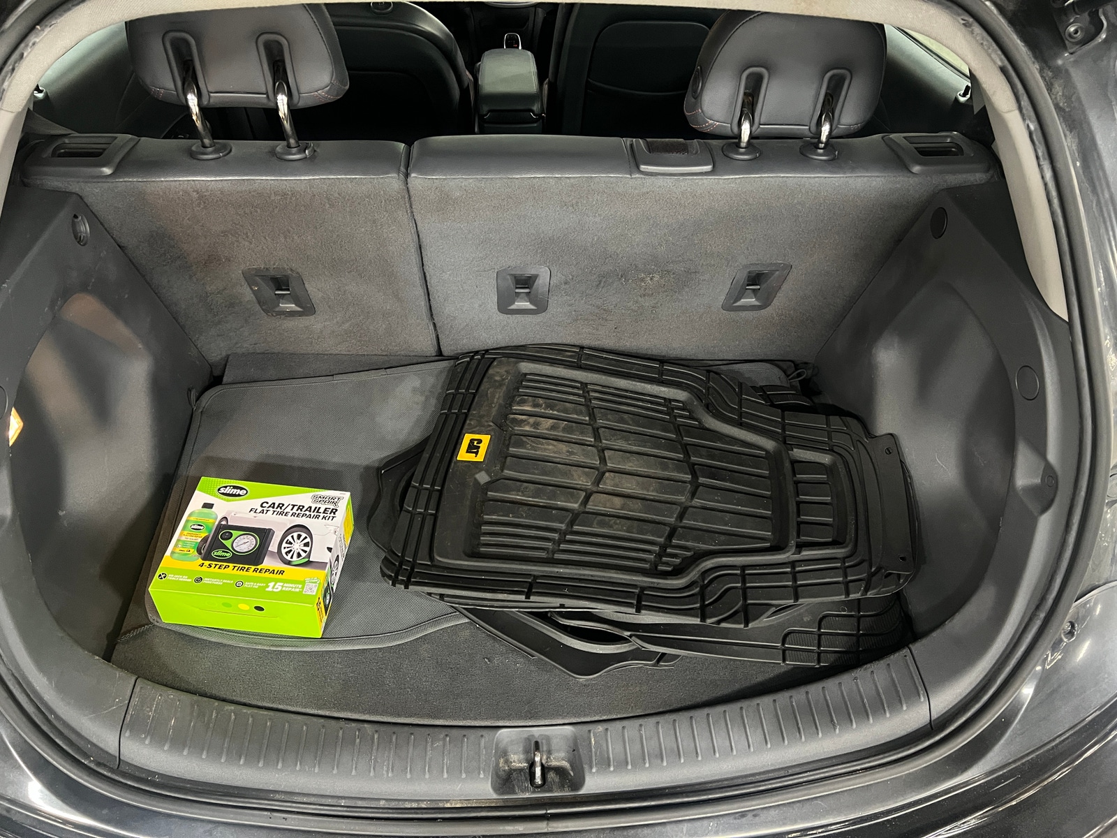 Thumbnail: 2017 Chevrolet Bolt EV - 6