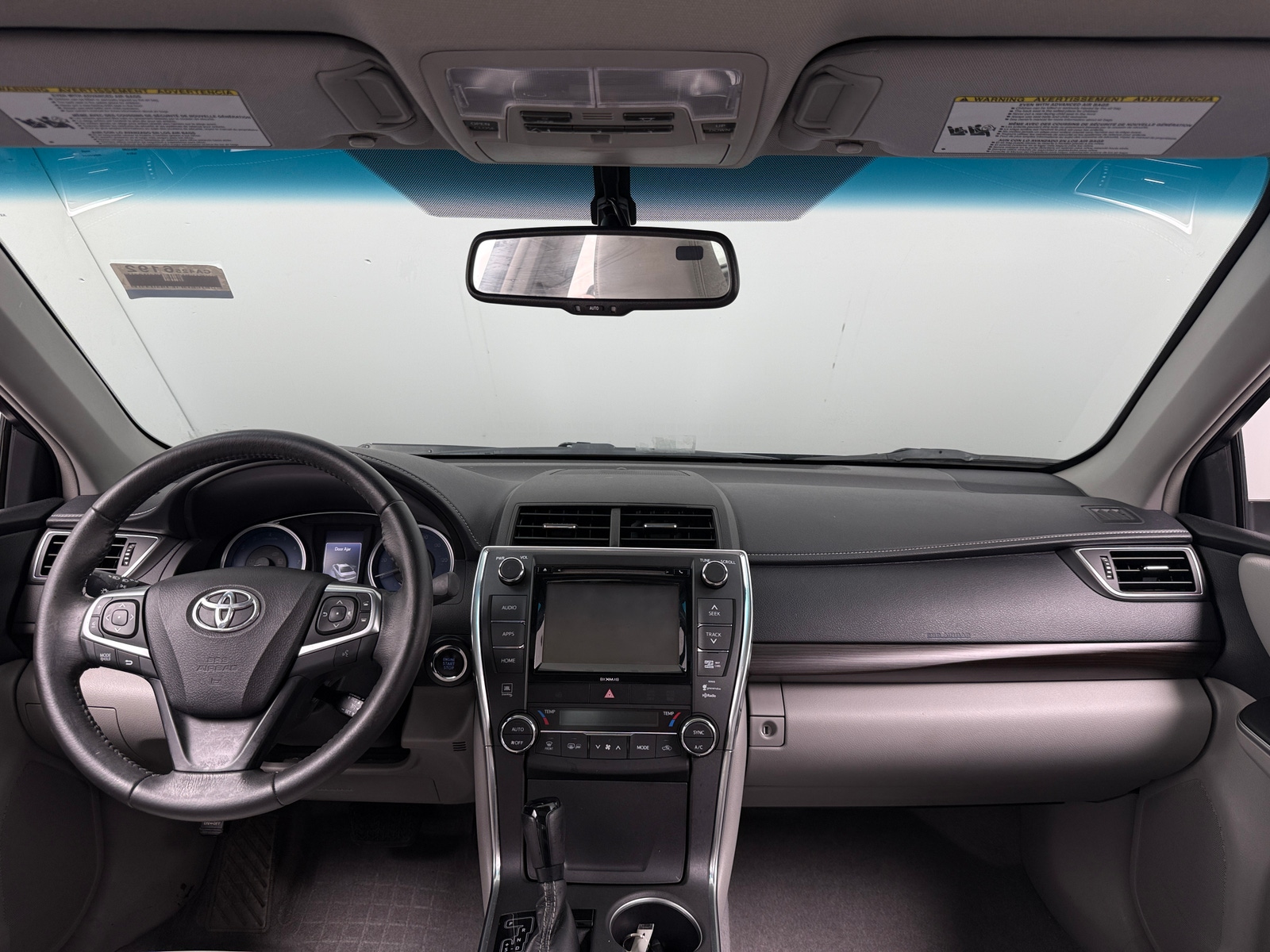 Thumbnail: 2017 Toyota Camry - 3