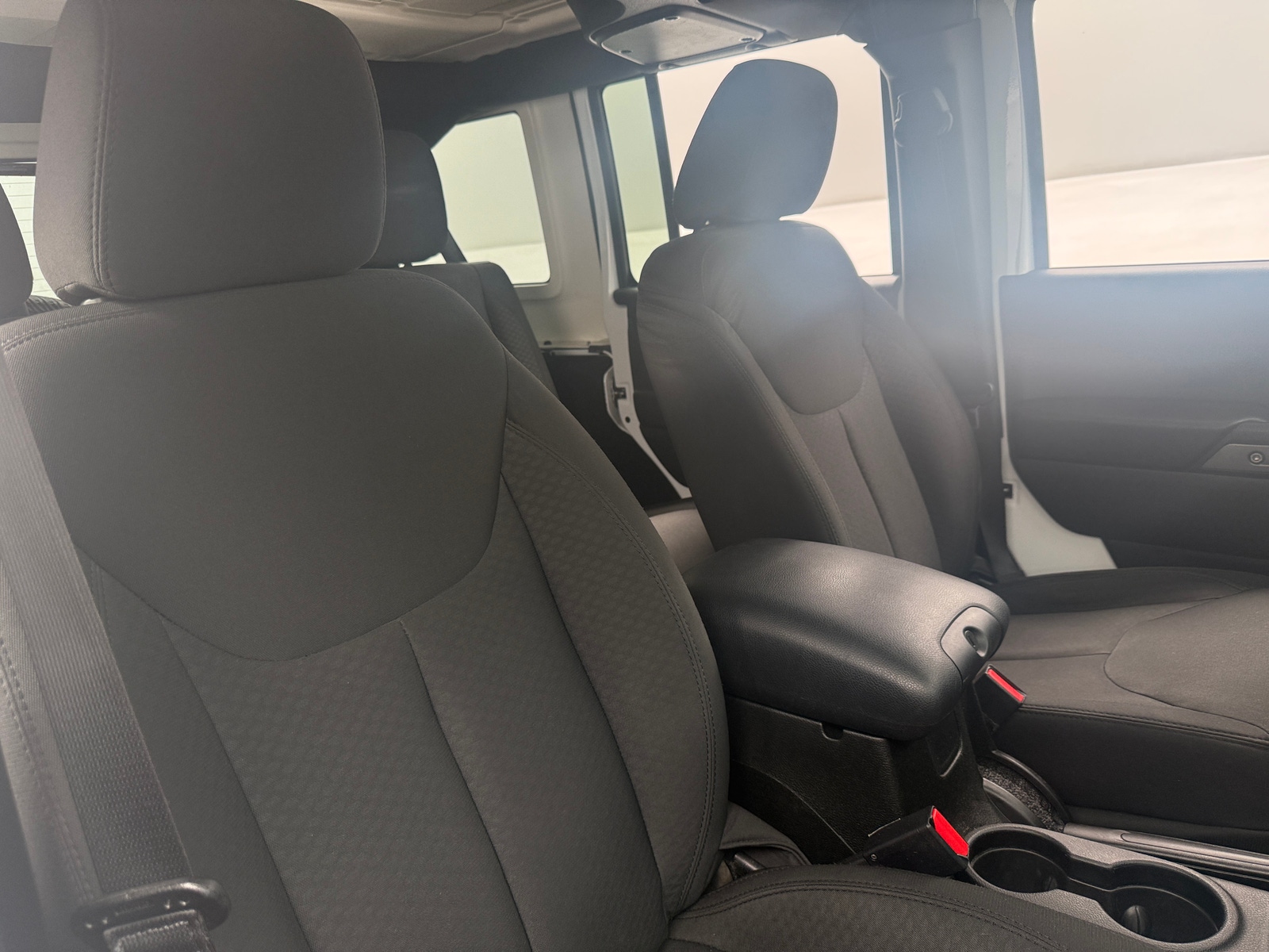 Thumbnail: 2016 Jeep Wrangler - 2