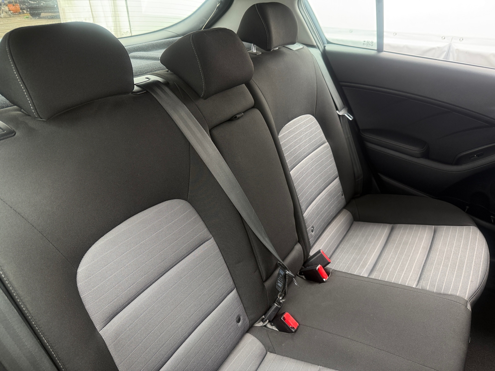Thumbnail: 2016 Kia Forte - 6