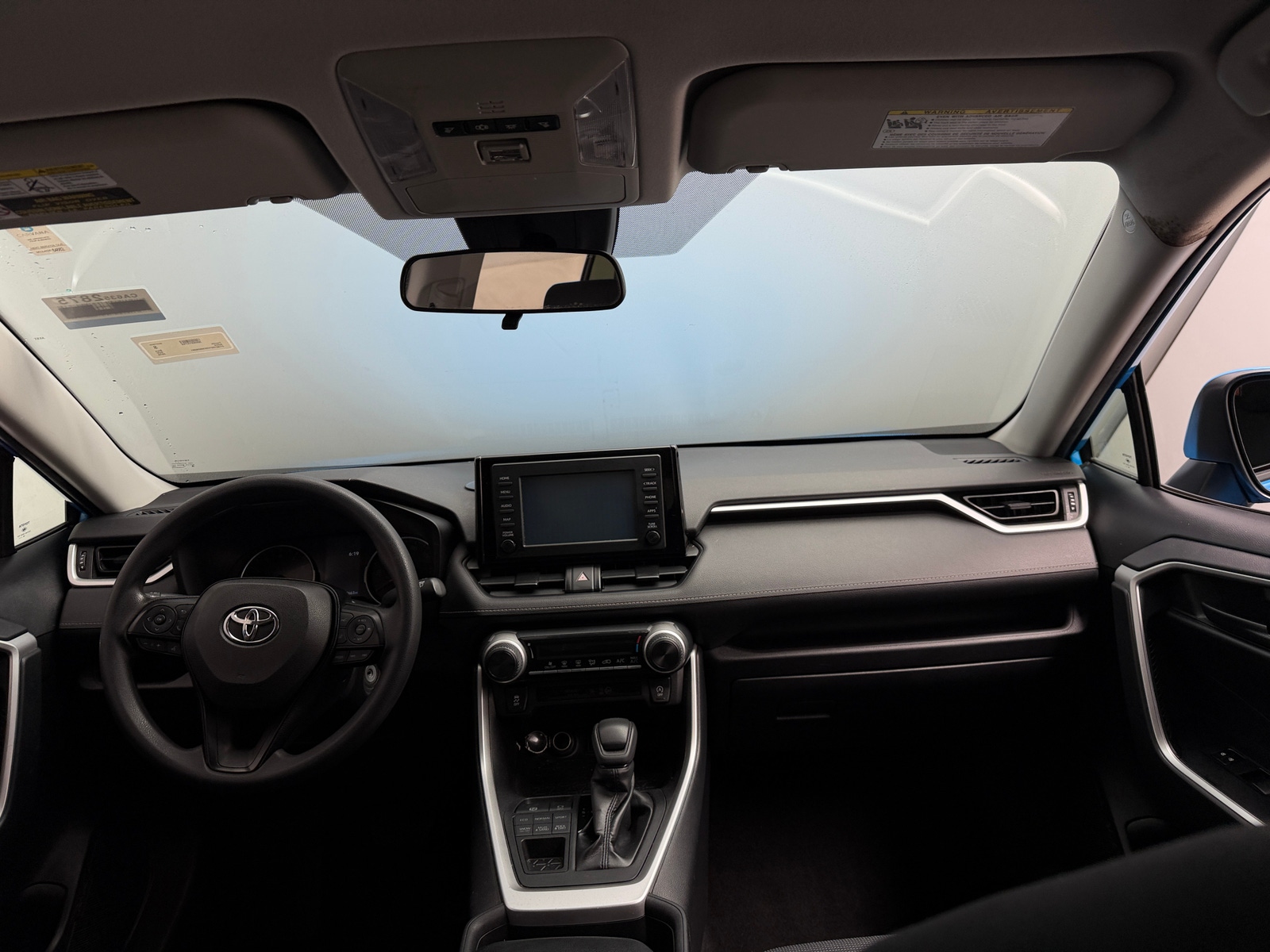 Thumbnail: 2019 Toyota RAV4 - 3
