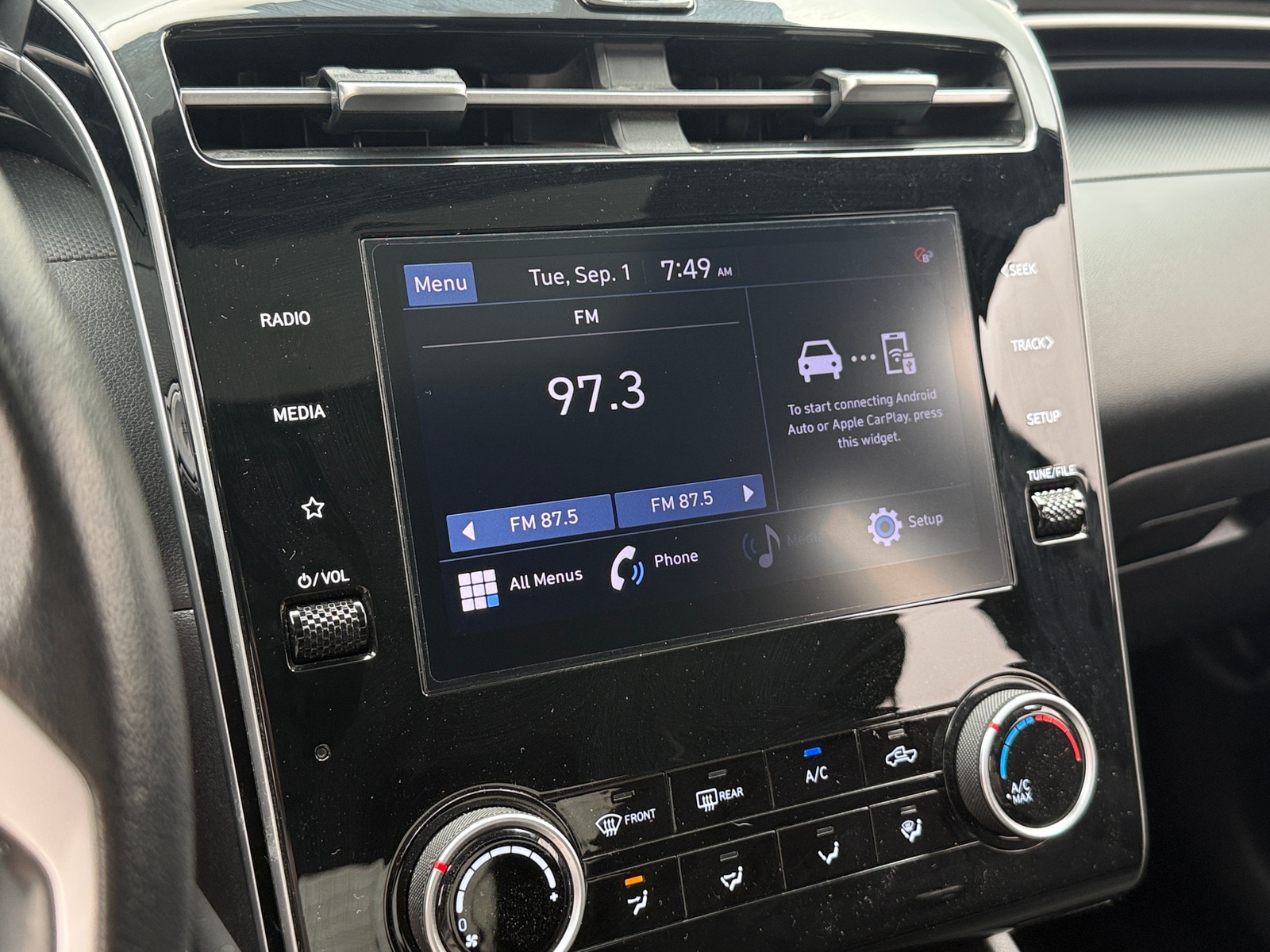 Thumbnail: 2023 Hyundai Santa Cruz - 4