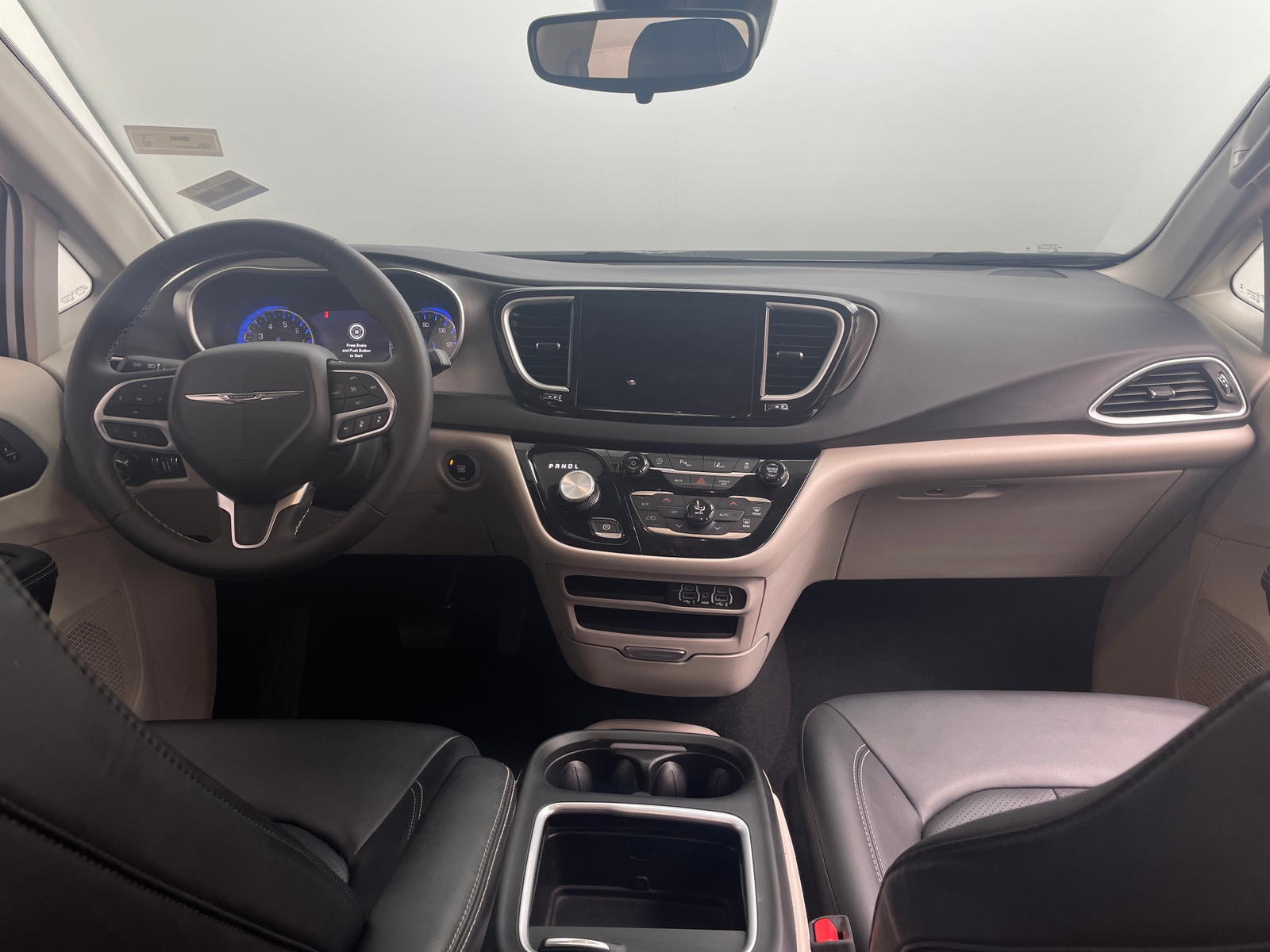 Thumbnail: 2024 Chrysler Pacifica - 2