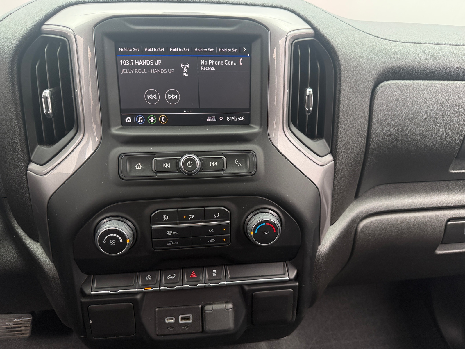 Thumbnail: 2022 Chevrolet Silverado 1500 - 4