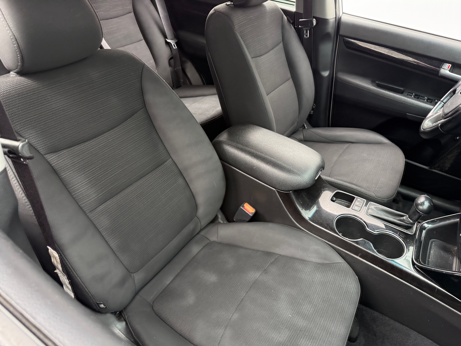 Thumbnail: 2015 Kia Sorento - 2