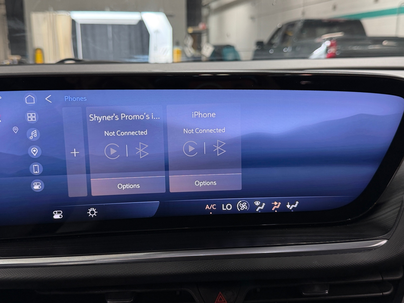 Thumbnail: 2024 Buick Envision - 3