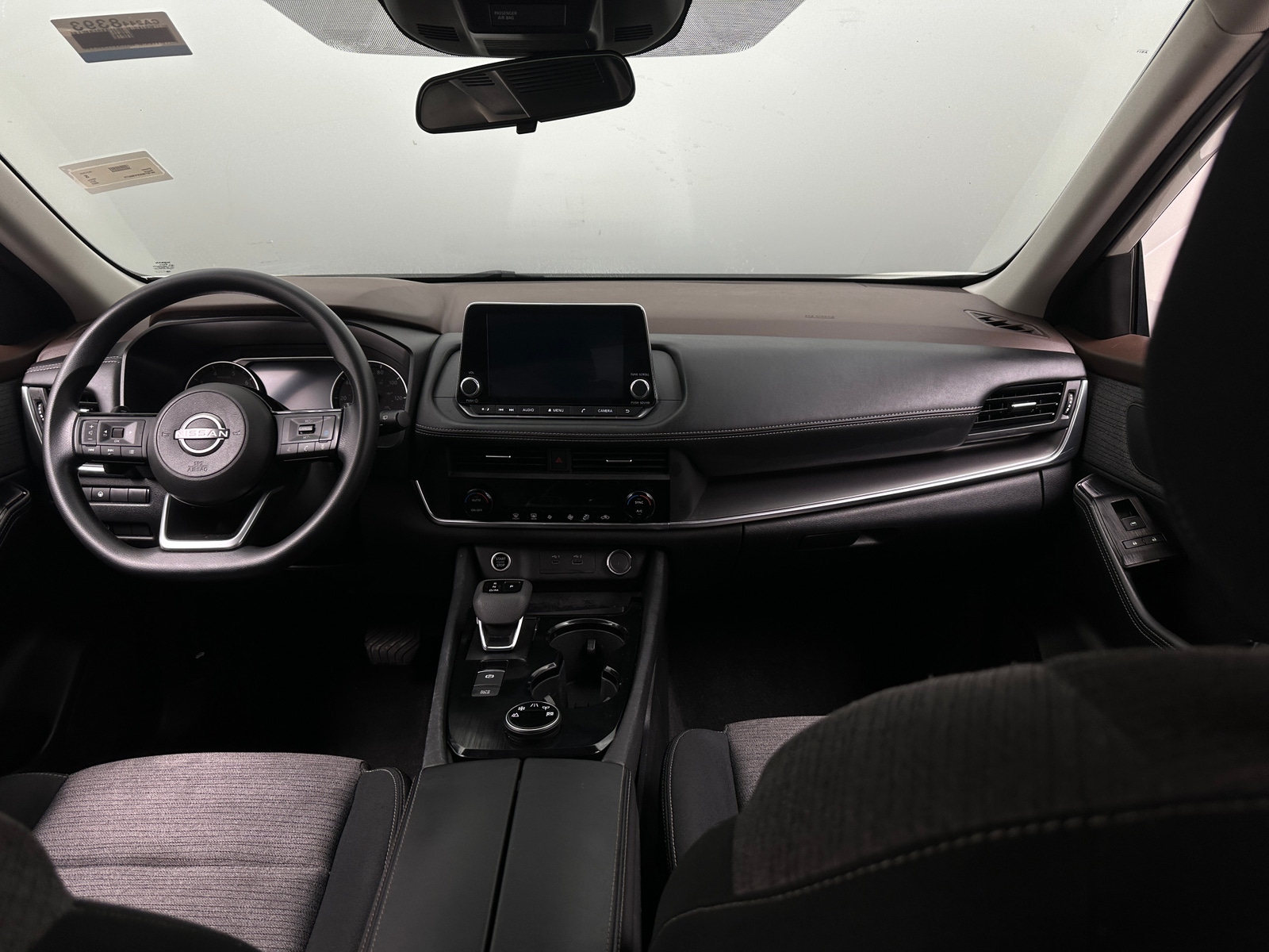 Thumbnail: 2023 Nissan Rogue - 3