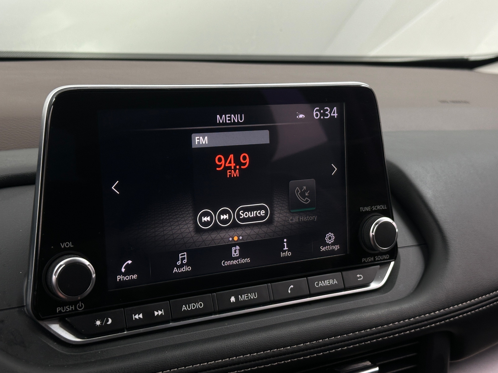 Thumbnail: 2023 Nissan Rogue - 4