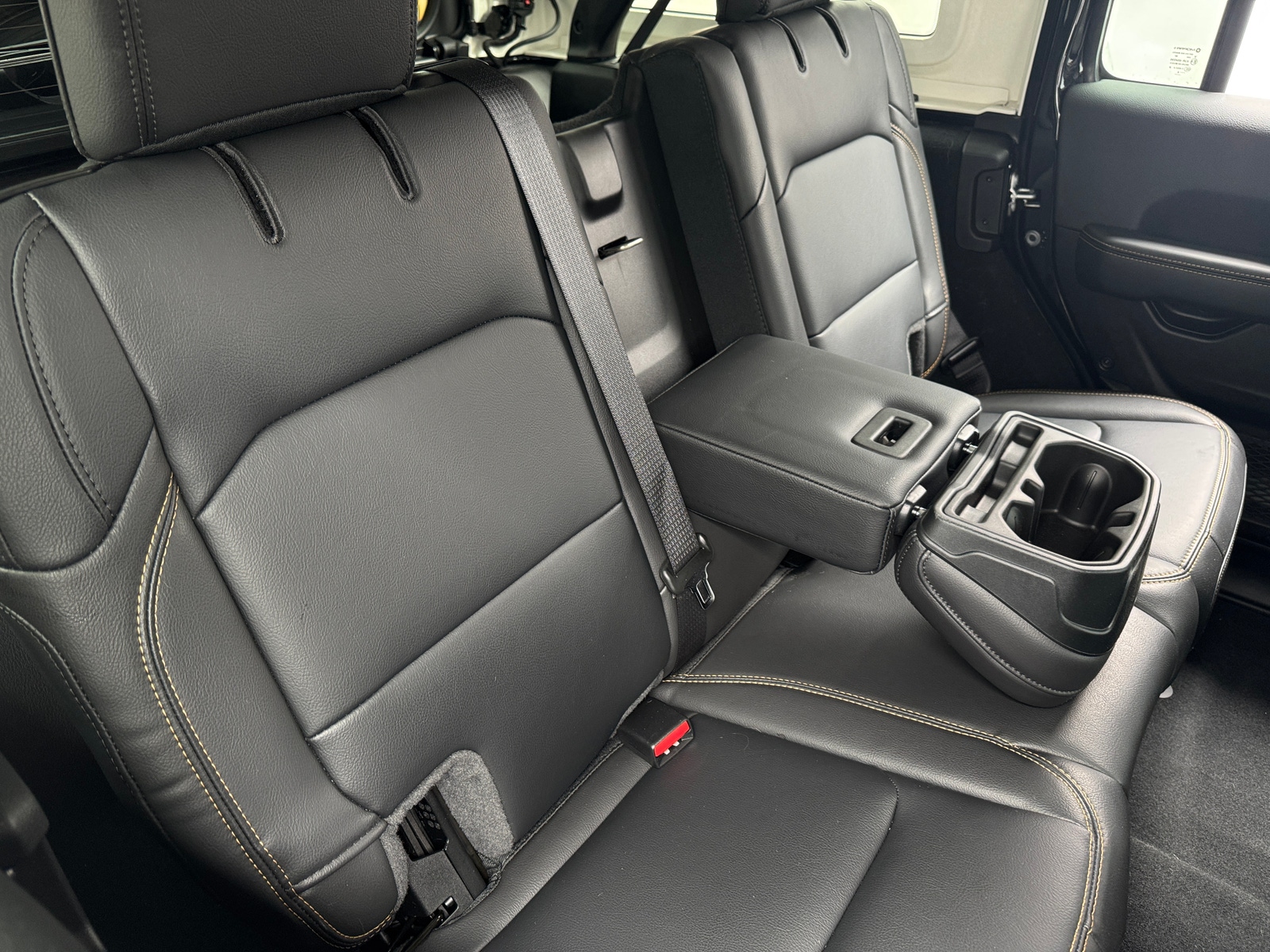 Thumbnail: 2024 Jeep Wrangler - 5